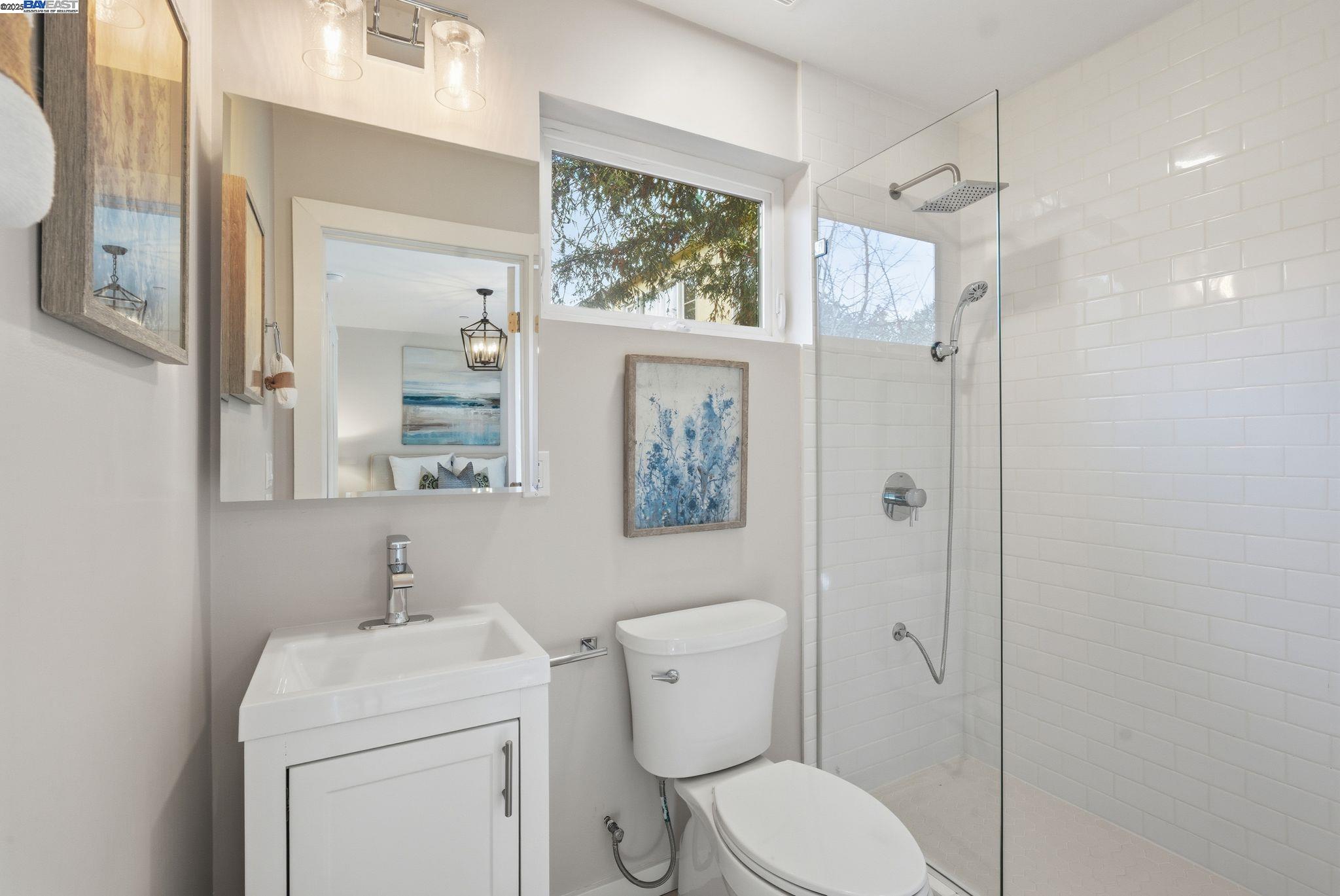 Detail Gallery Image 35 of 60 For 335 Hanover Ave, Oakland,  CA 94606 - – Beds | – Baths