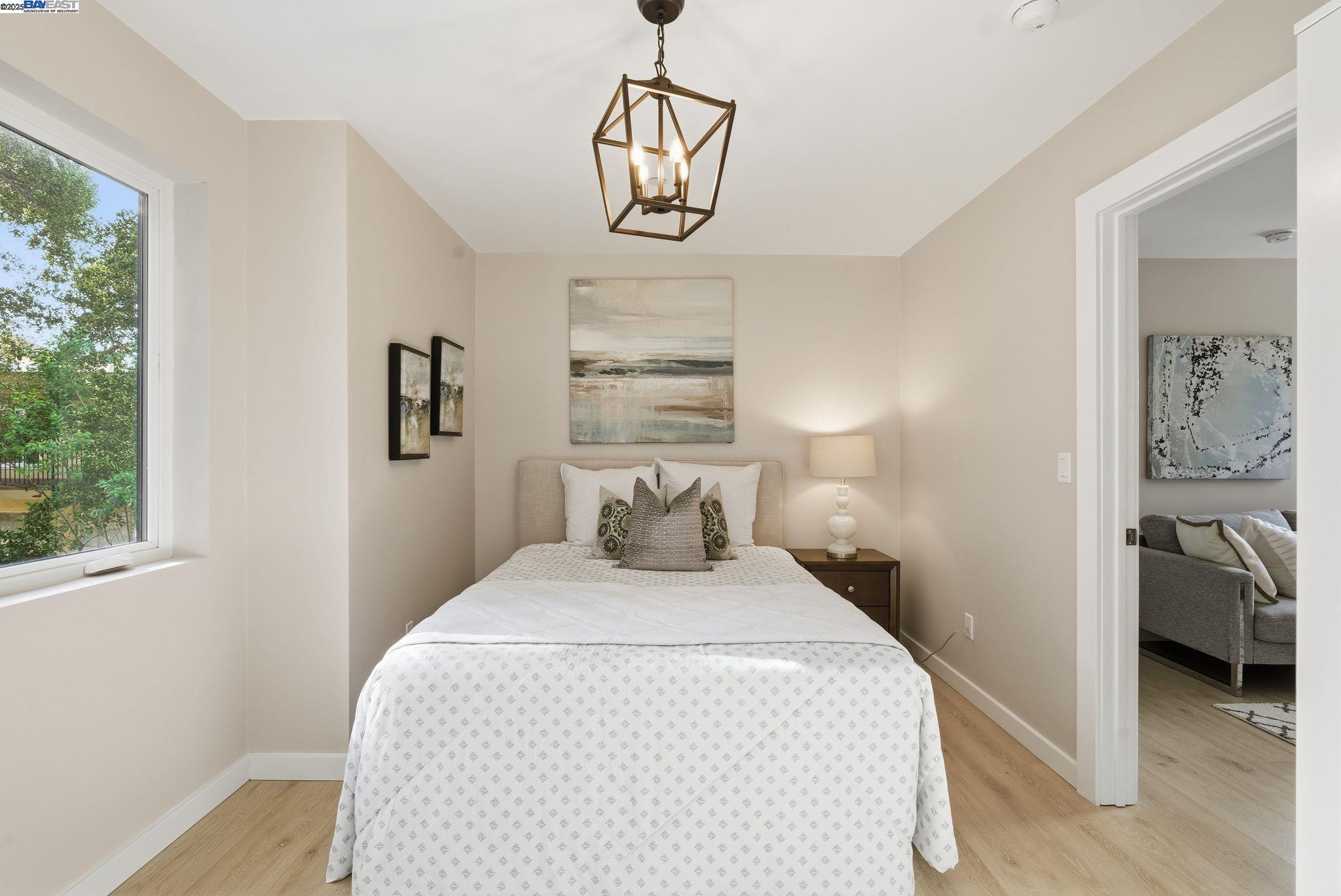 Detail Gallery Image 52 of 60 For 335 Hanover Ave, Oakland,  CA 94606 - – Beds | – Baths