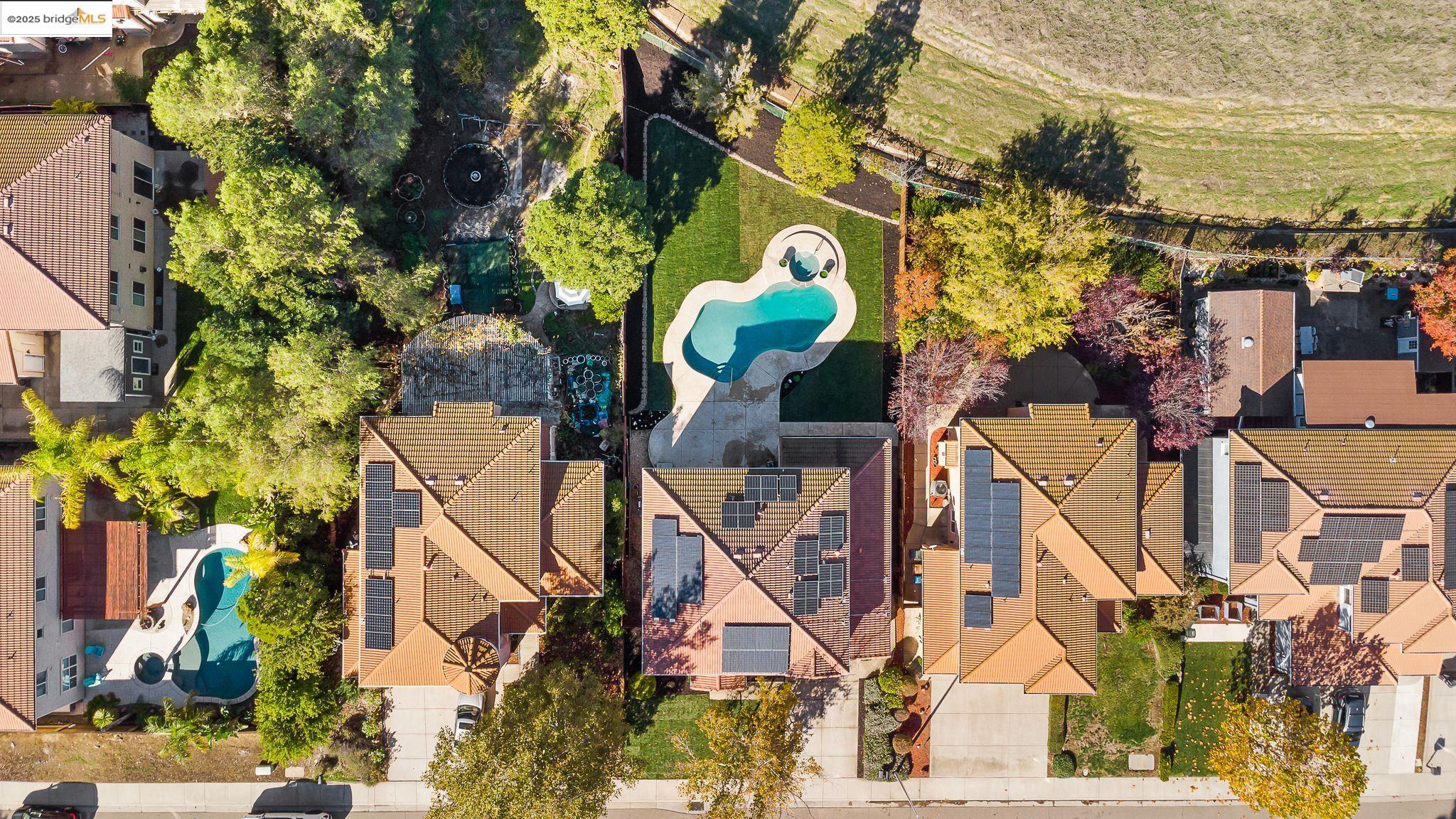 Detail Gallery Image 34 of 36 For 1879 Mount Conness Way, Antioch,  CA 94531 - 5 Beds | 3 Baths