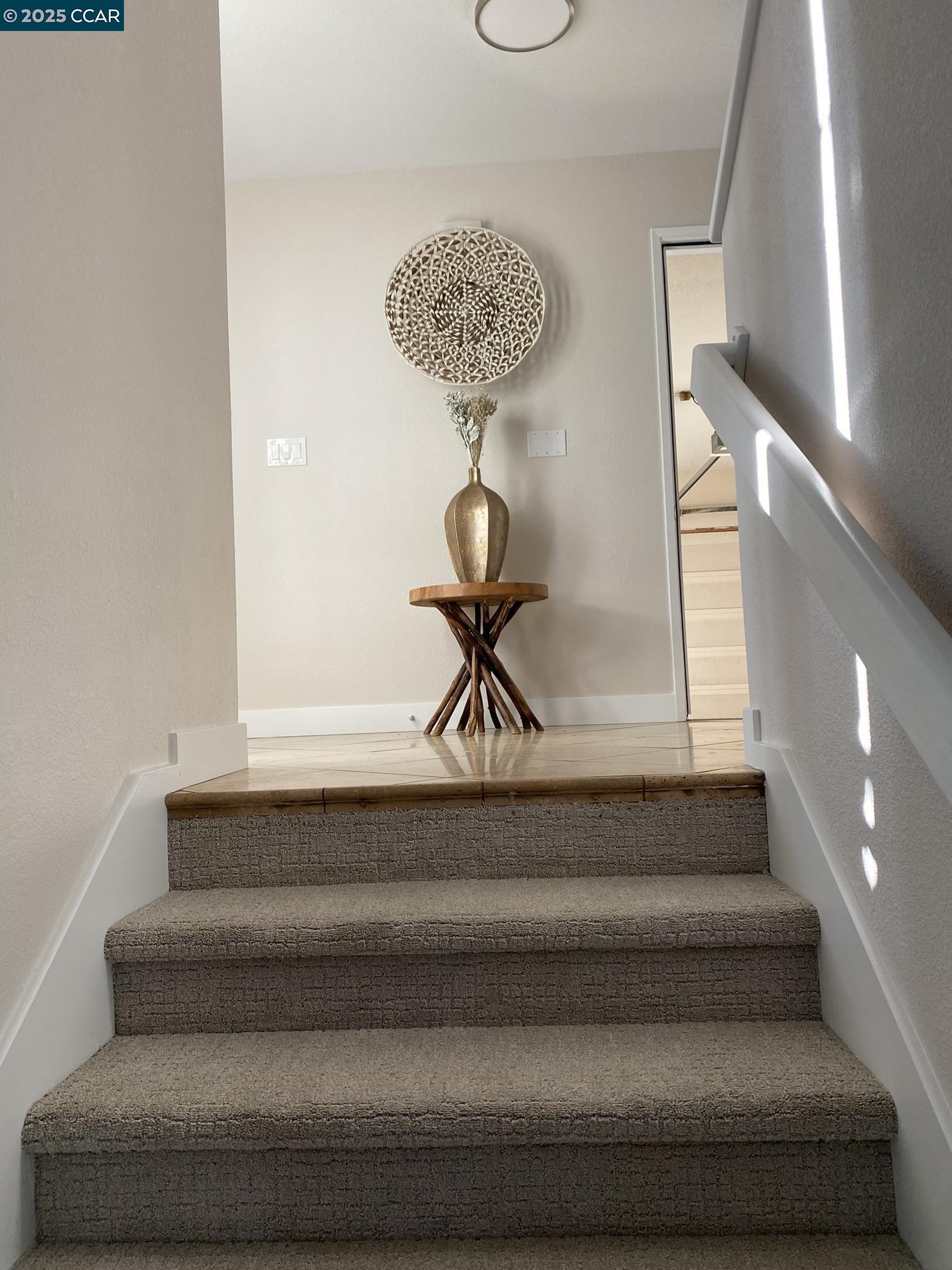 Photo #2: 41118208 Listing: Photo #2