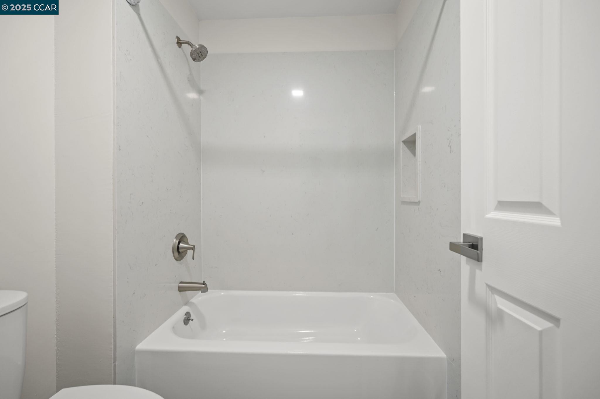 Detail Gallery Image 24 of 33 For 316 Mercury Way, Pleasant Hill,  CA 94523 - 4 Beds | 3/1 Baths