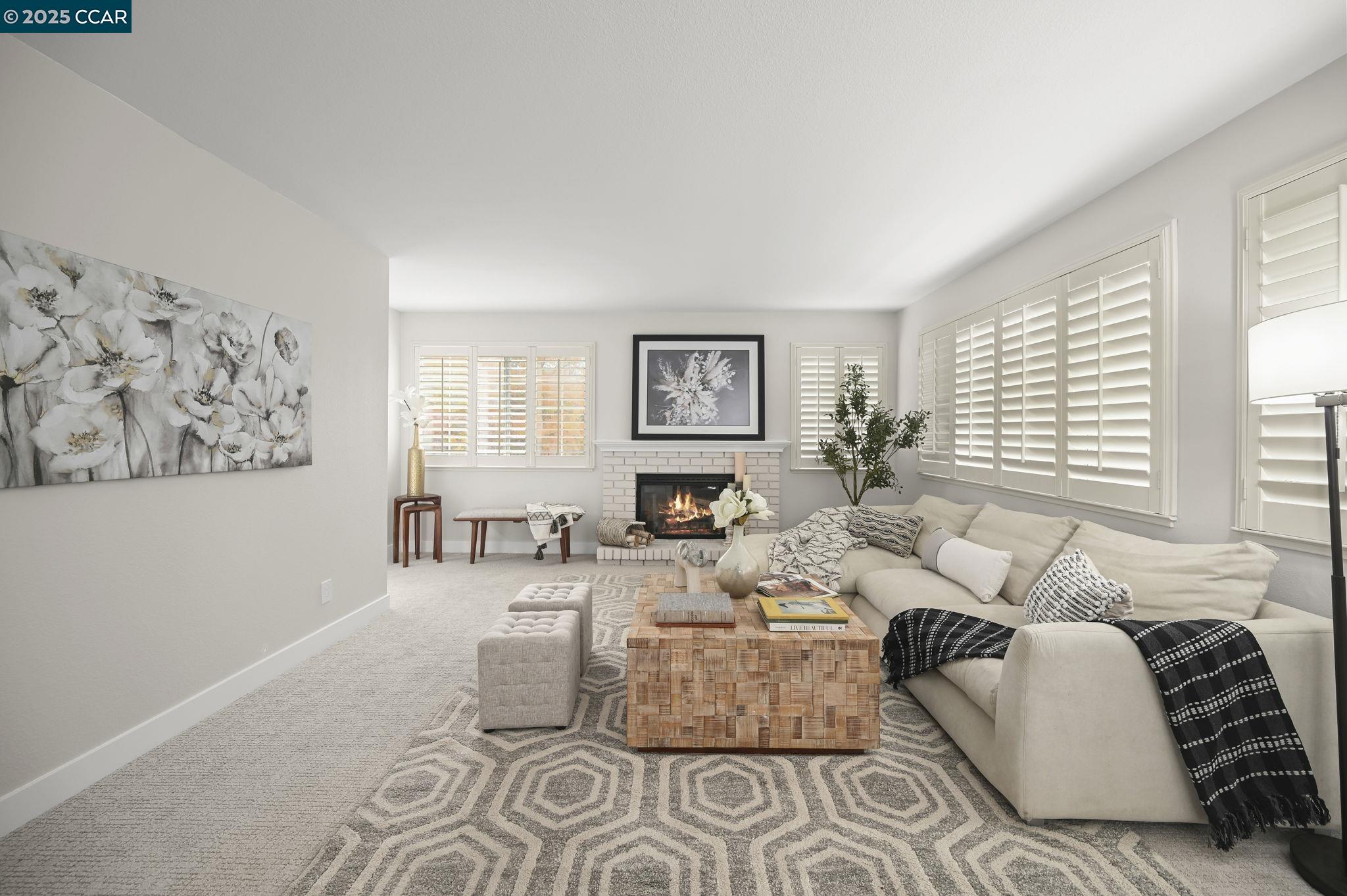 Detail Gallery Image 4 of 33 For 316 Mercury Way, Pleasant Hill,  CA 94523 - 4 Beds | 3/1 Baths