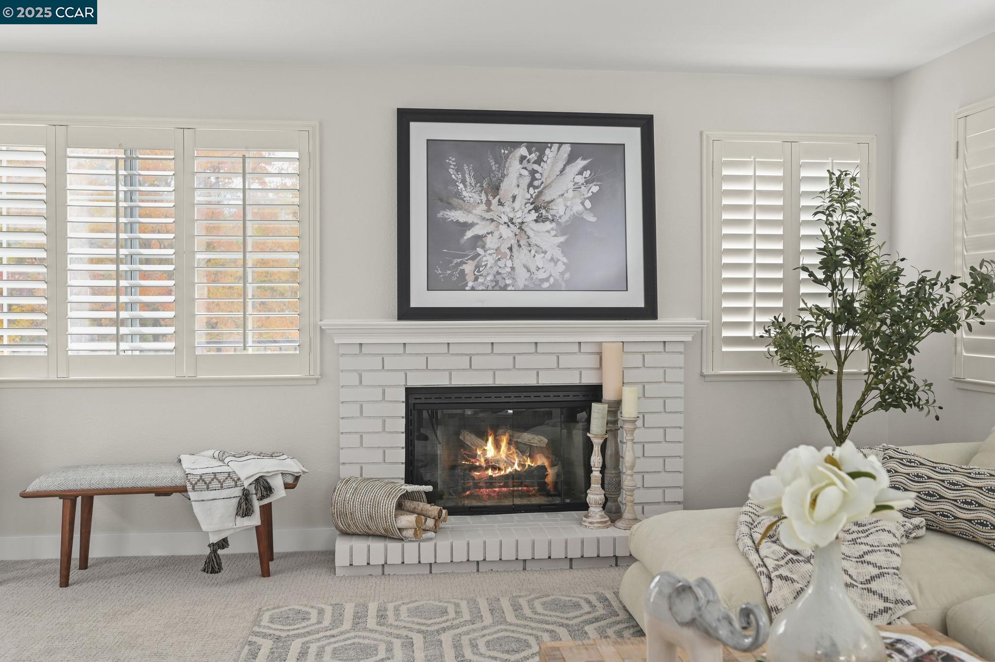 Detail Gallery Image 5 of 33 For 316 Mercury Way, Pleasant Hill,  CA 94523 - 4 Beds | 3/1 Baths