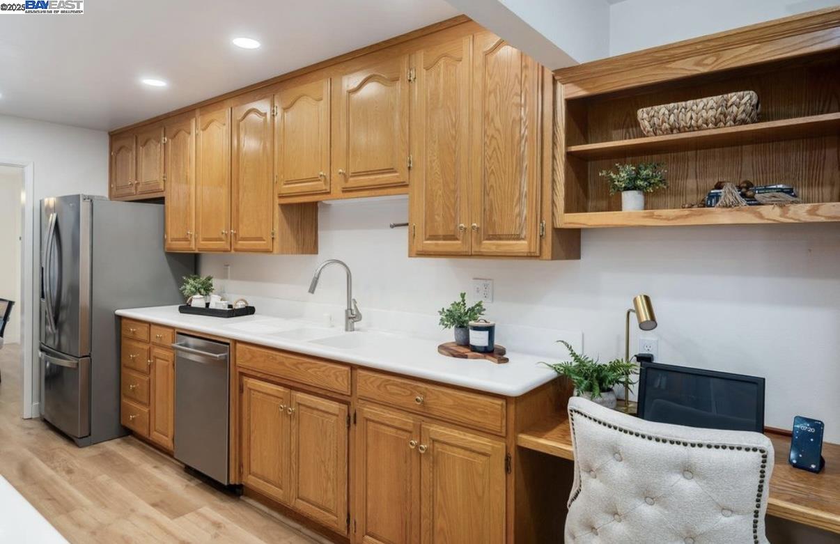 Detail Gallery Image 15 of 38 For 725 Old Creek Rd, Danville,  CA 94526 - 3 Beds | 2/1 Baths