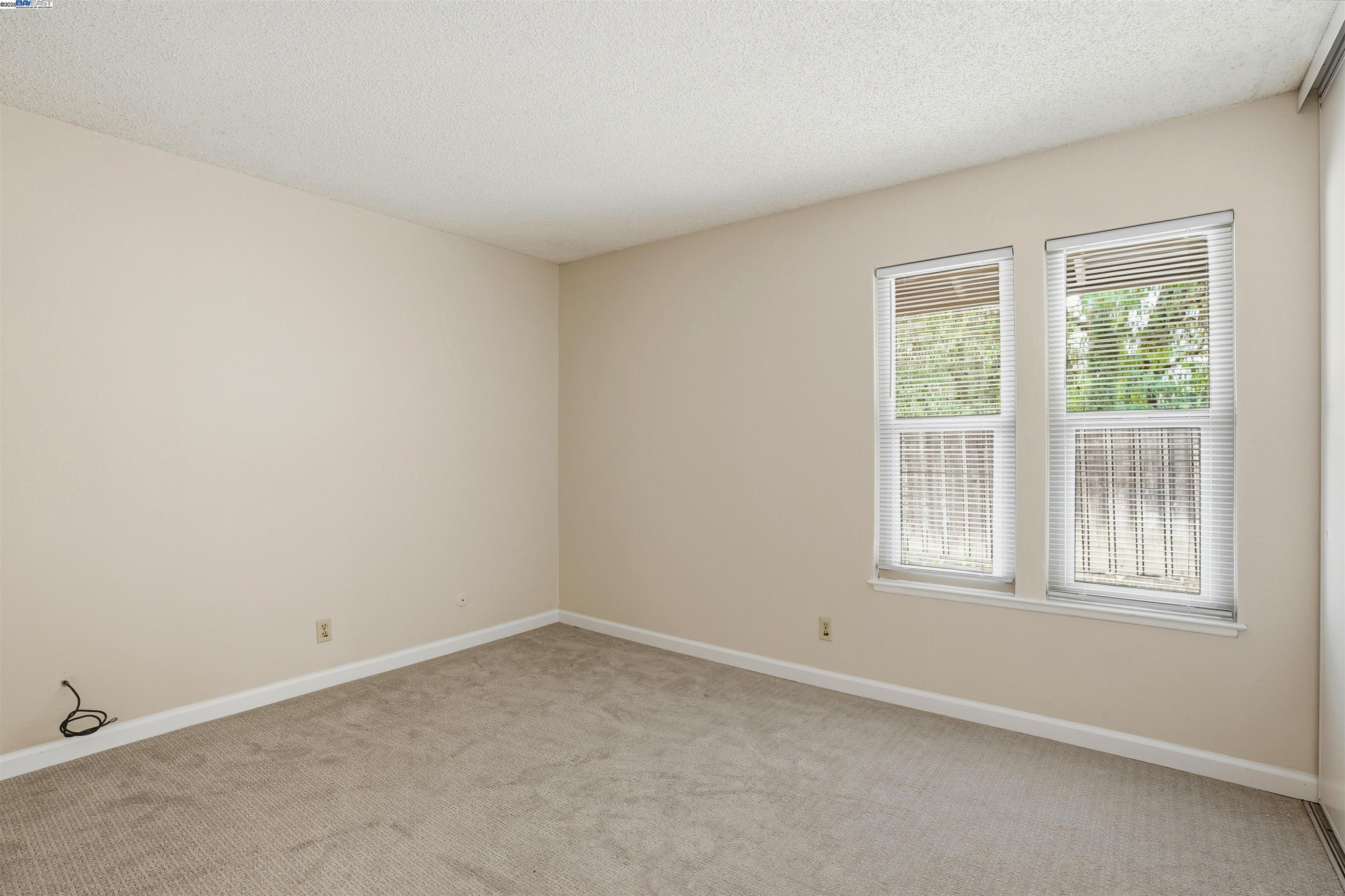 Detail Gallery Image 15 of 29 For 1930 Camino Verde a,  Walnut Creek,  CA 94597 - 3 Beds | 2 Baths