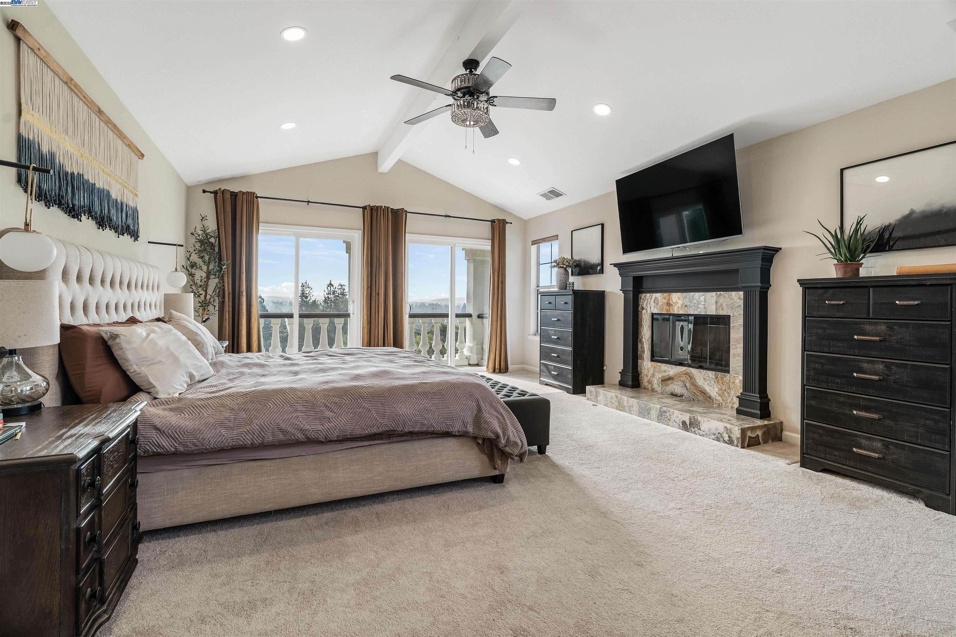 Detail Gallery Image 33 of 60 For 822 Navaronne Wy, Concord,  CA 94518-2173 - 6 Beds | 4 Baths