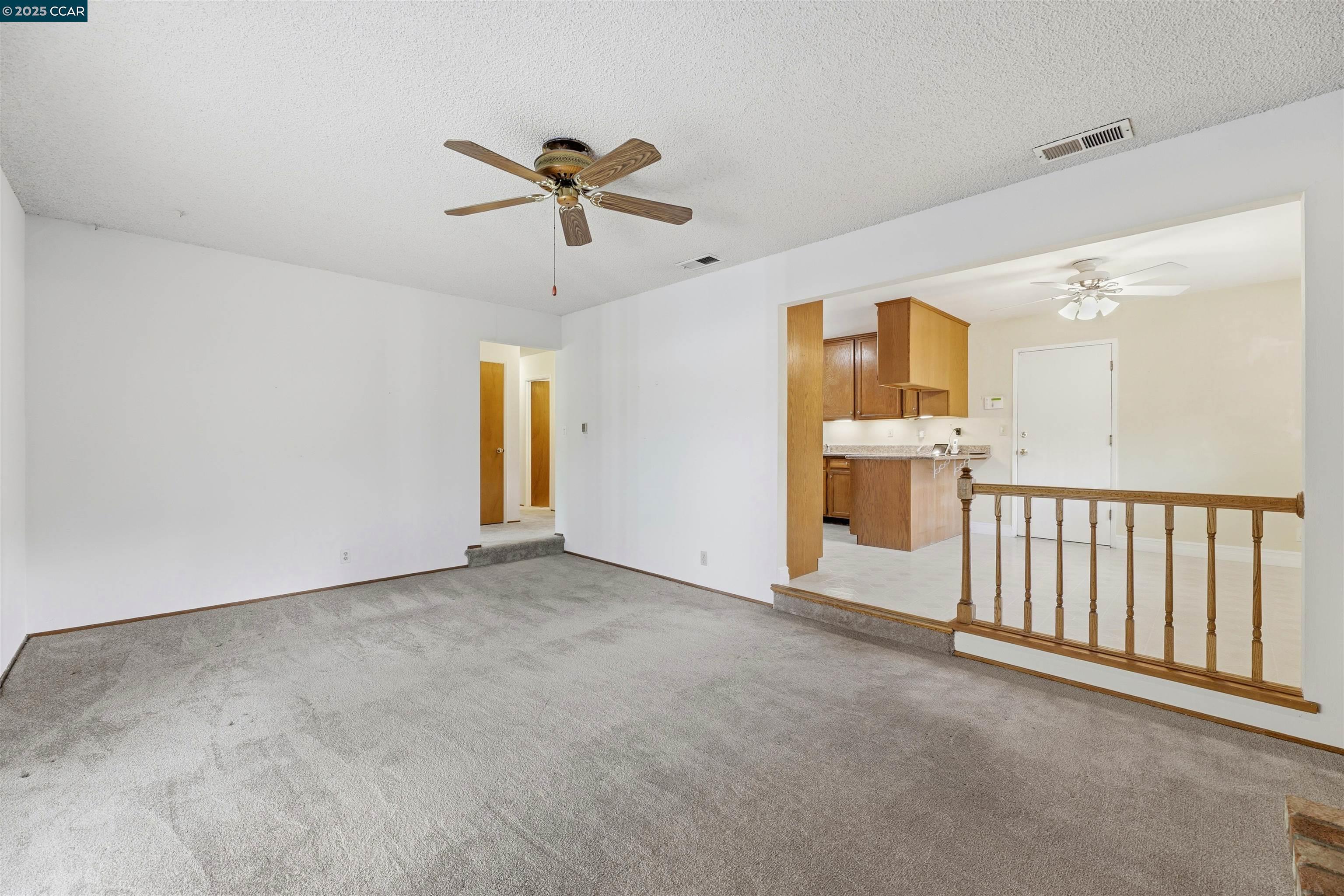 Detail Gallery Image 14 of 42 For 2314 Mahan Way, San Pablo,  CA 94806-1631 - 3 Beds | 2 Baths