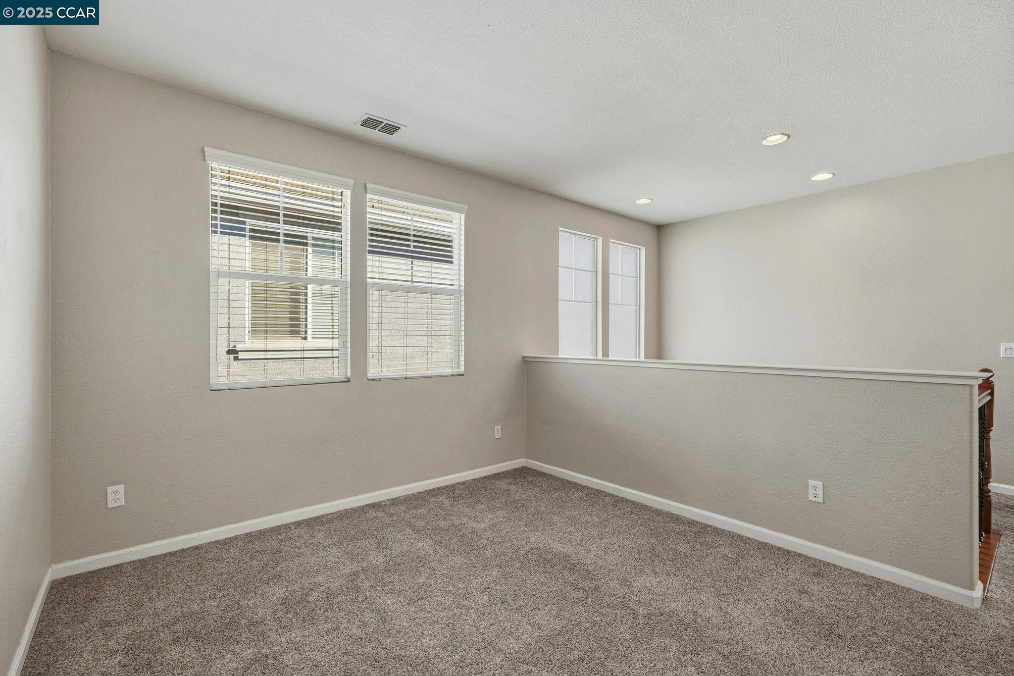 Detail Gallery Image 17 of 38 For 3893 Purple Finch Ln, Modesto,  CA 95355 - 3 Beds | 2/1 Baths