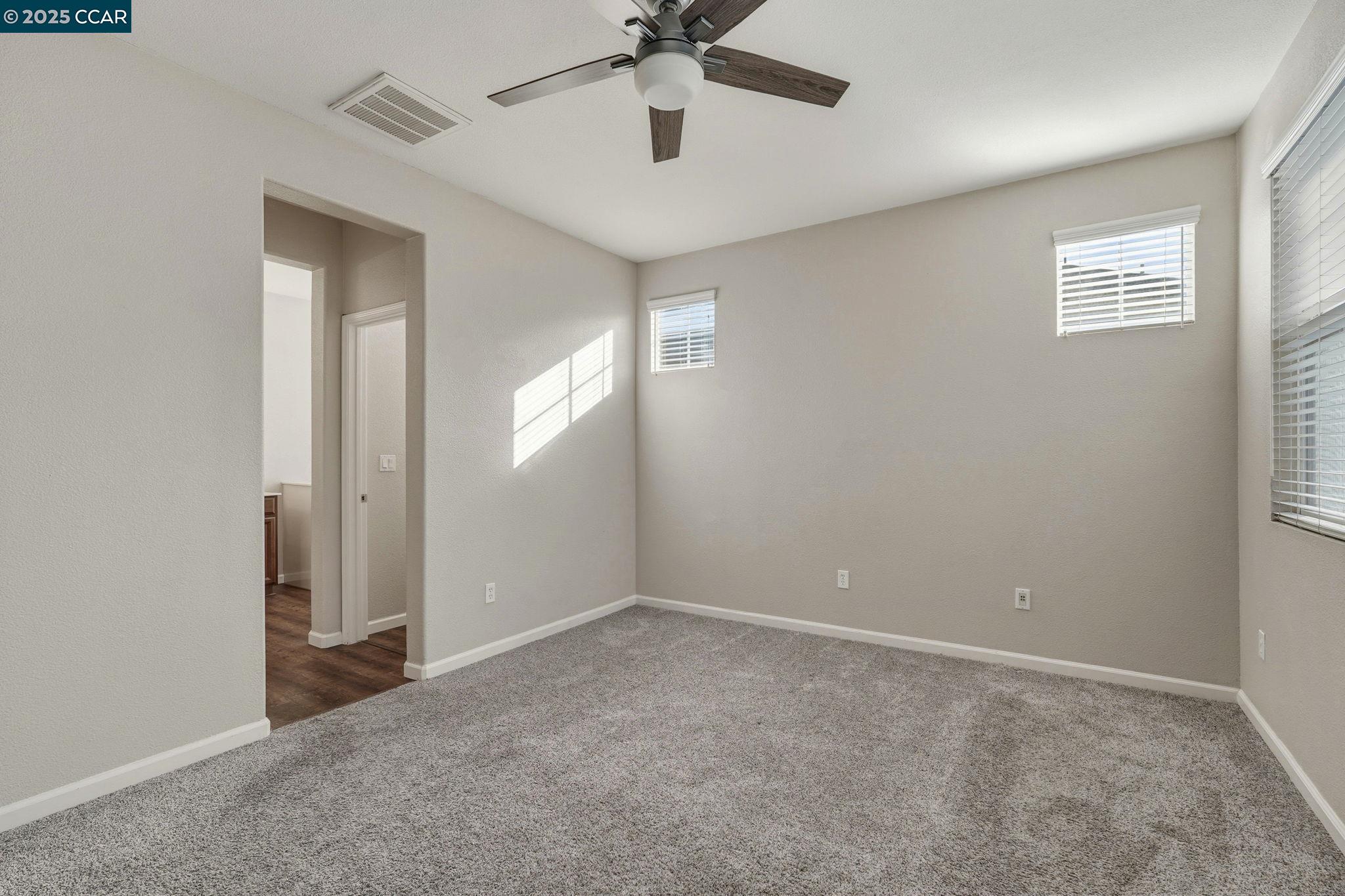 Detail Gallery Image 22 of 38 For 3893 Purple Finch Ln, Modesto,  CA 95355 - 3 Beds | 2/1 Baths