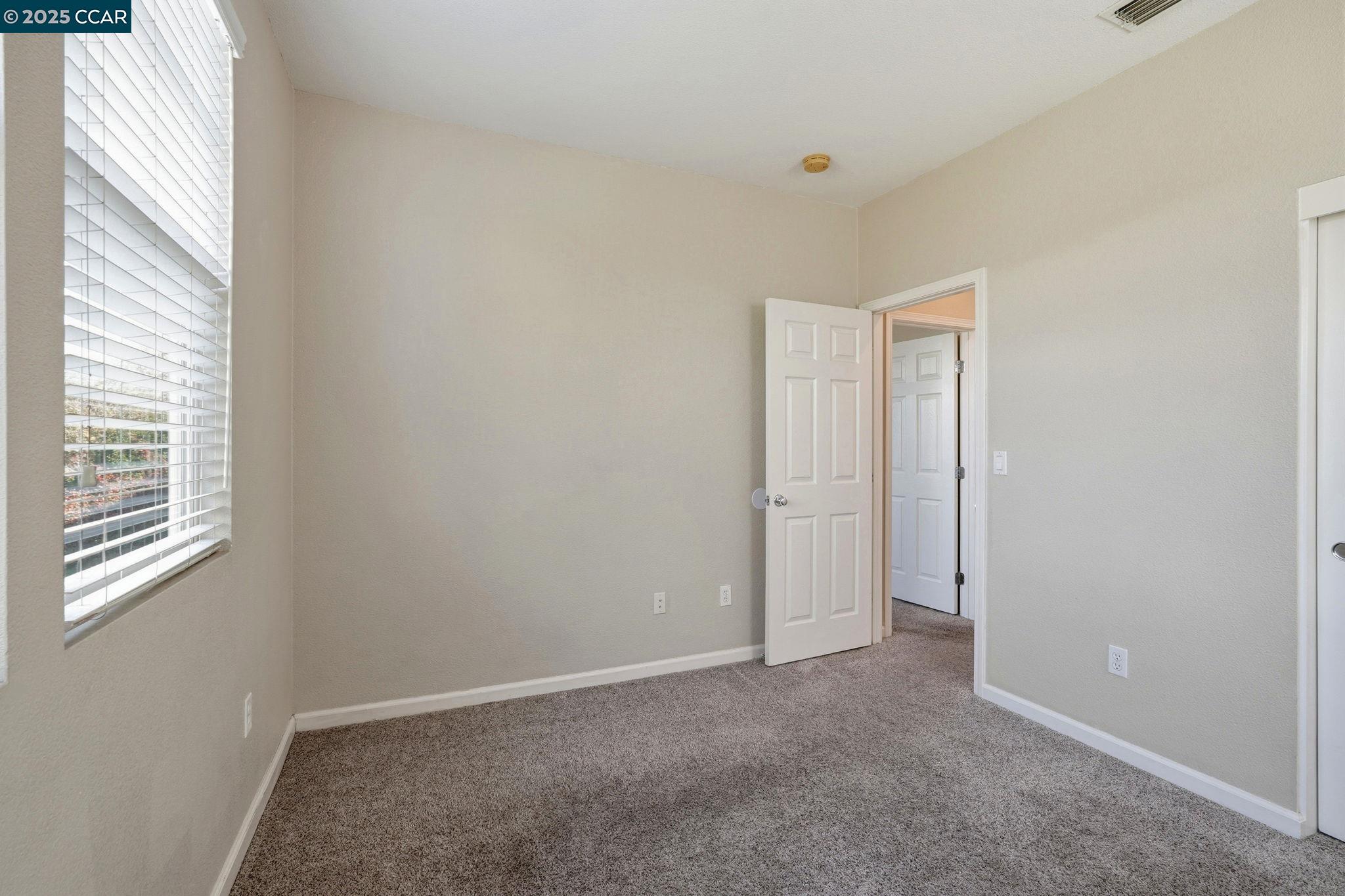 Detail Gallery Image 26 of 38 For 3893 Purple Finch Ln, Modesto,  CA 95355 - 3 Beds | 2/1 Baths
