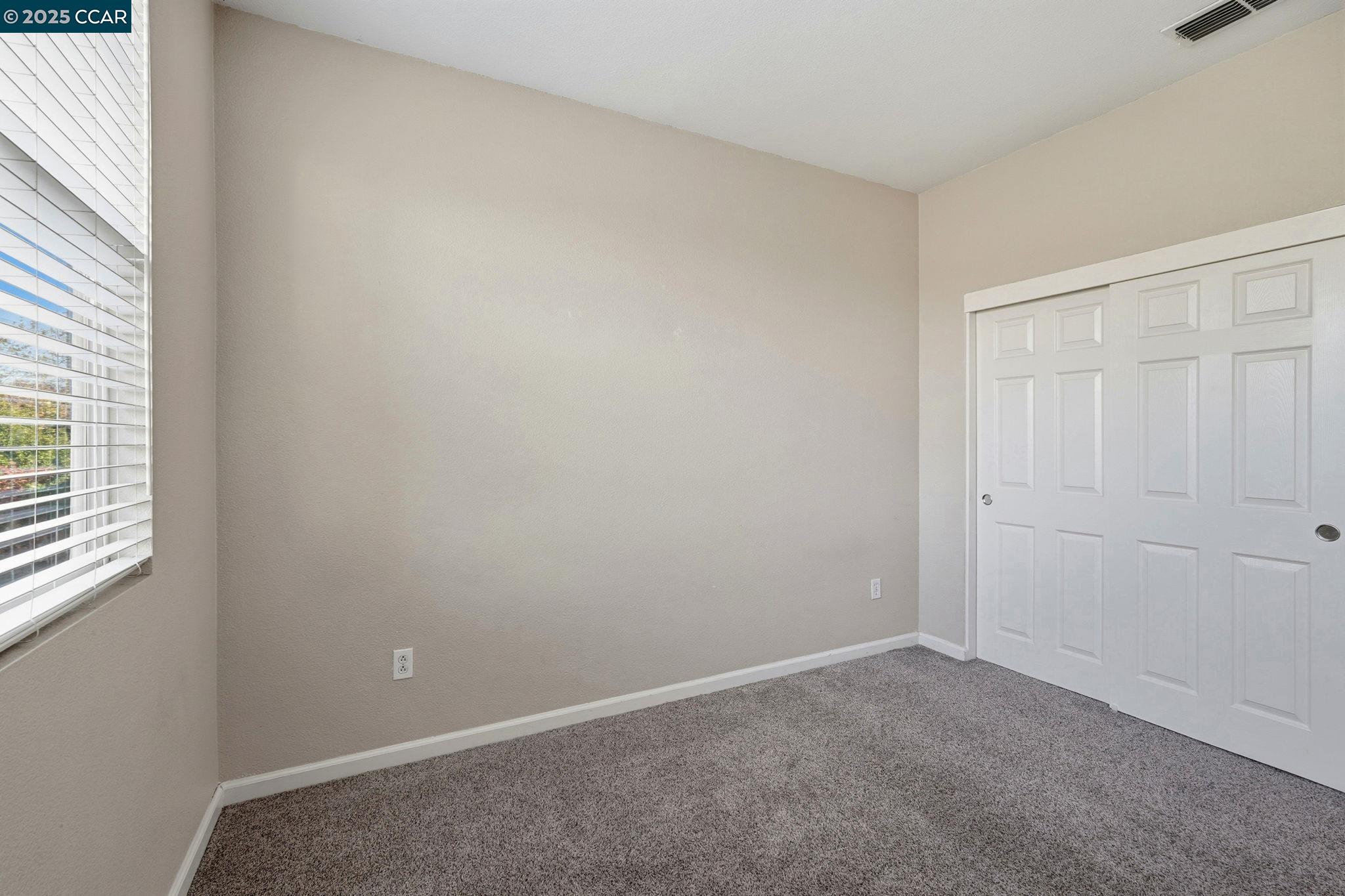 Detail Gallery Image 29 of 38 For 3893 Purple Finch Ln, Modesto,  CA 95355 - 3 Beds | 2/1 Baths