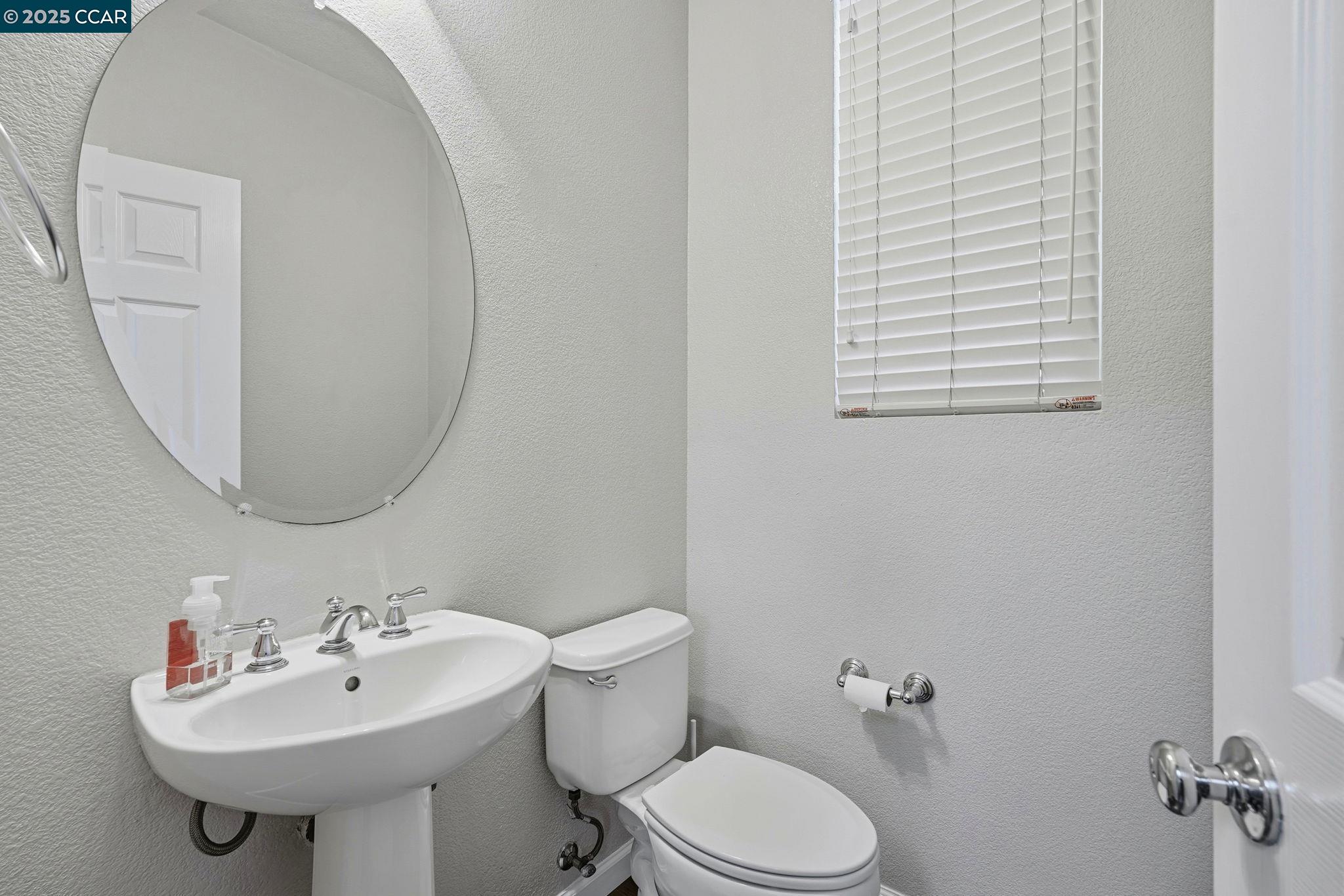 Detail Gallery Image 32 of 38 For 3893 Purple Finch Ln, Modesto,  CA 95355 - 3 Beds | 2/1 Baths