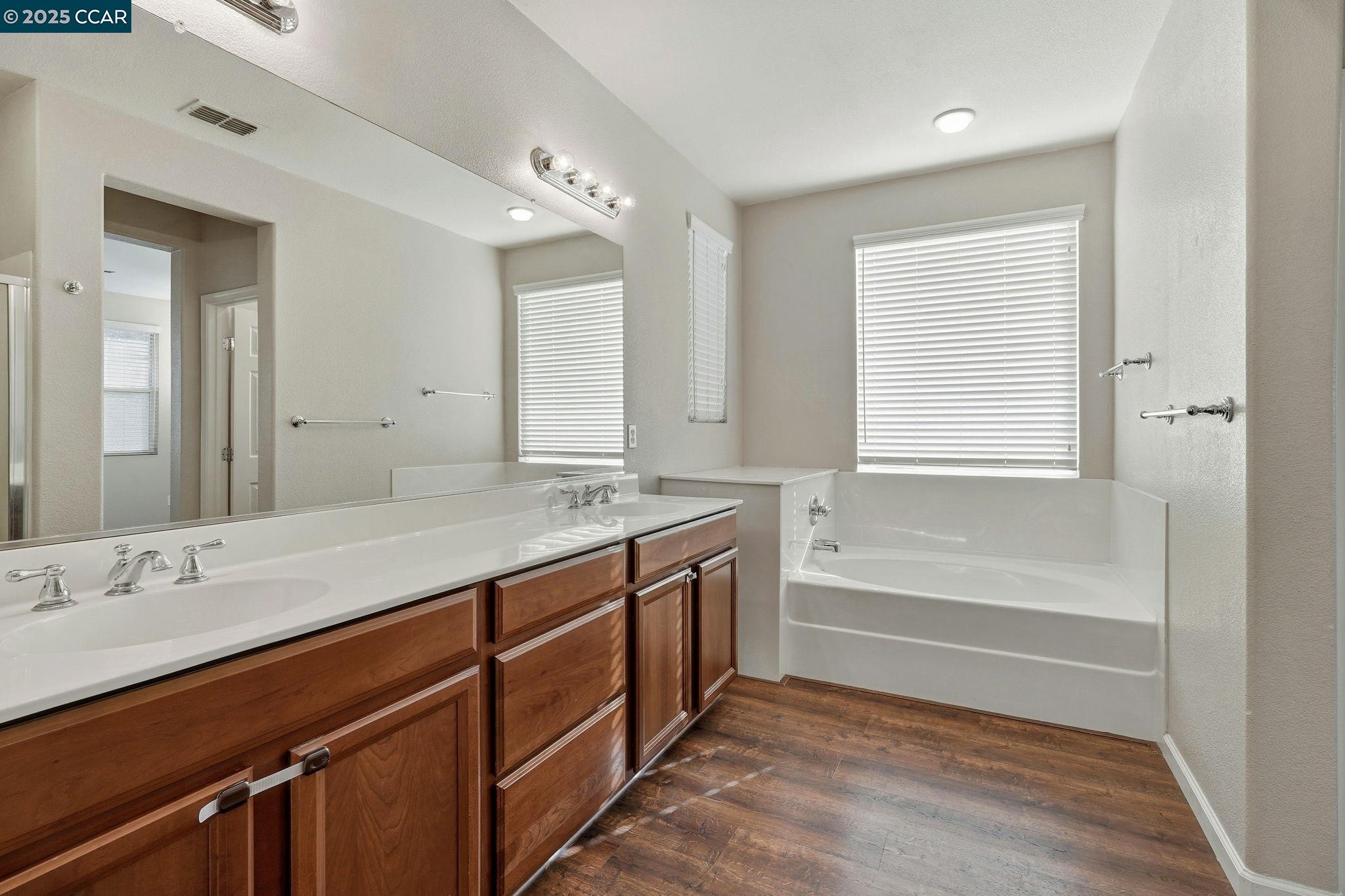 Detail Gallery Image 33 of 38 For 3893 Purple Finch Ln, Modesto,  CA 95355 - 3 Beds | 2/1 Baths