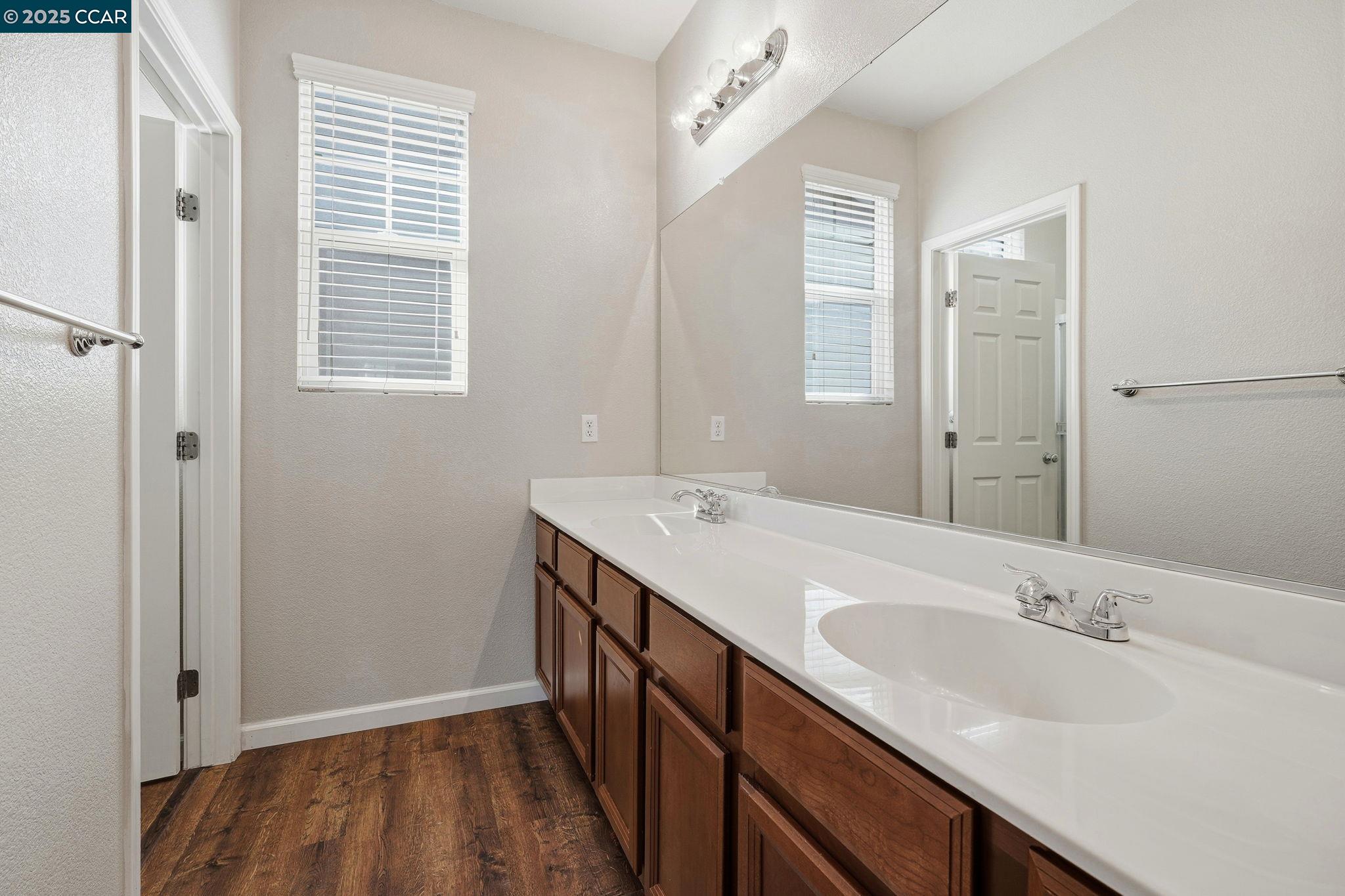 Detail Gallery Image 34 of 38 For 3893 Purple Finch Ln, Modesto,  CA 95355 - 3 Beds | 2/1 Baths
