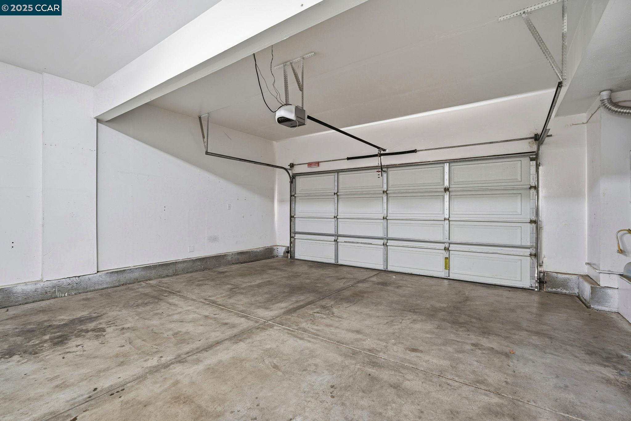 Detail Gallery Image 36 of 38 For 3893 Purple Finch Ln, Modesto,  CA 95355 - 3 Beds | 2/1 Baths