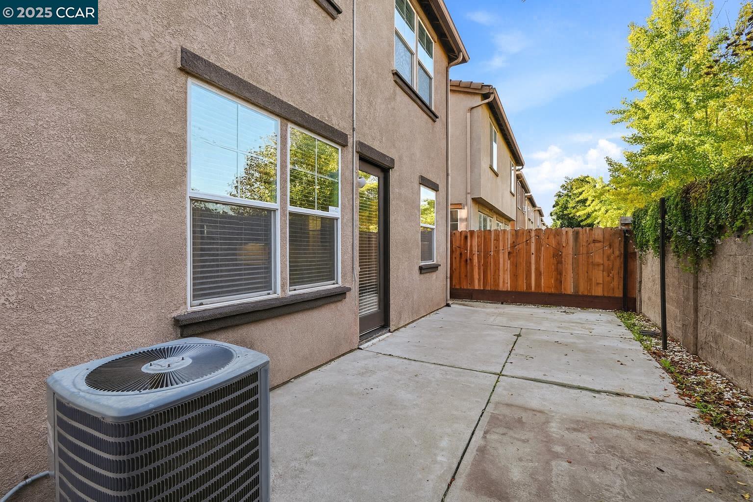 Detail Gallery Image 38 of 38 For 3893 Purple Finch Ln, Modesto,  CA 95355 - 3 Beds | 2/1 Baths
