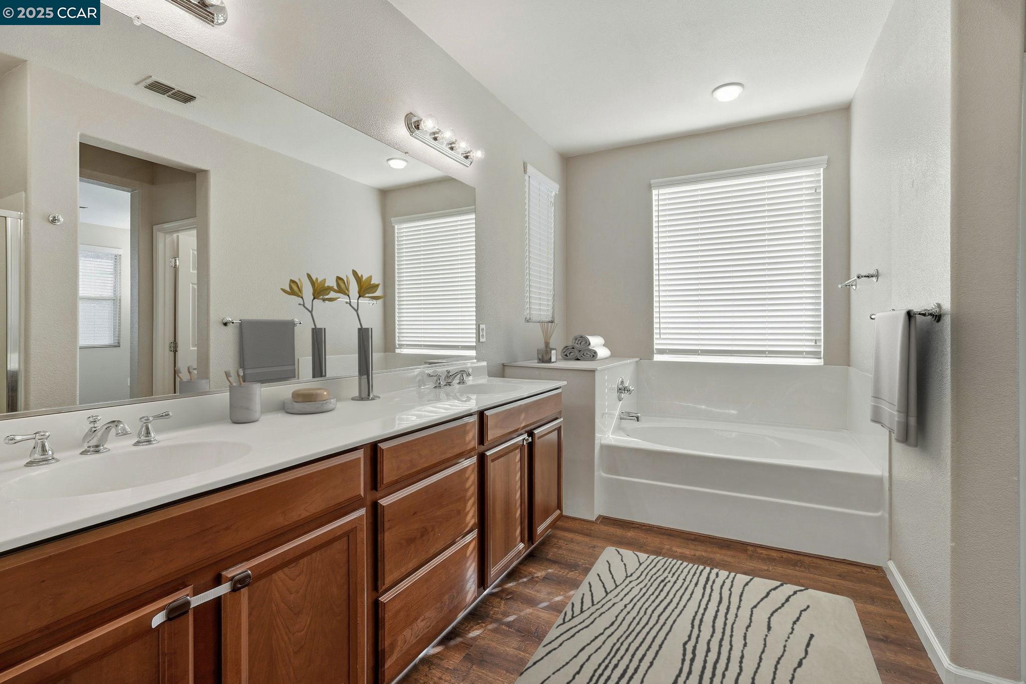 Detail Gallery Image 9 of 38 For 3893 Purple Finch Ln, Modesto,  CA 95355 - 3 Beds | 2/1 Baths
