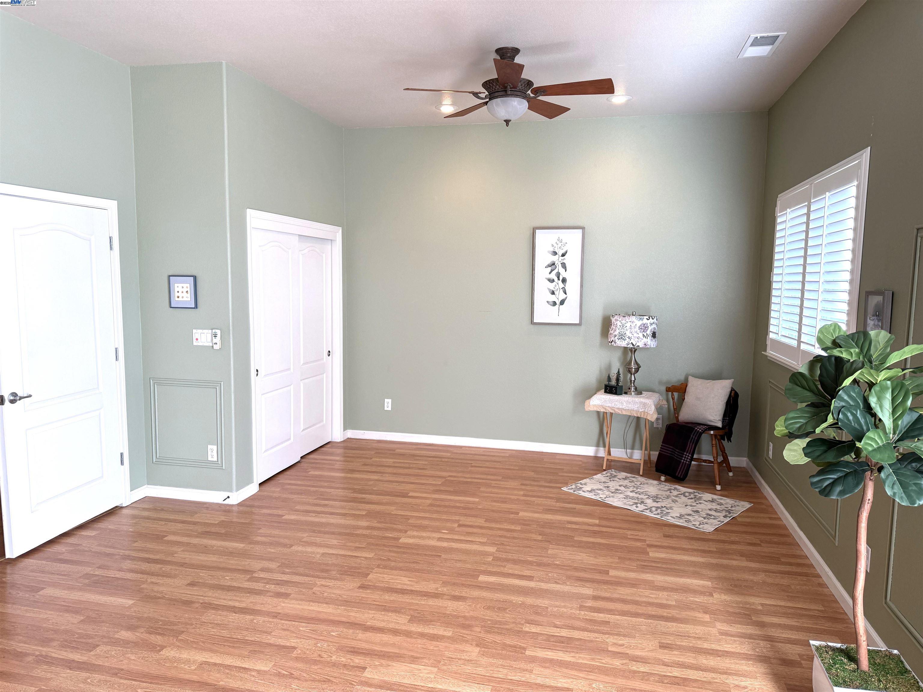 Detail Gallery Image 11 of 20 For 1349 Table Mountain Dr, Oakdale,  CA 95361 - 2 Beds | 2 Baths