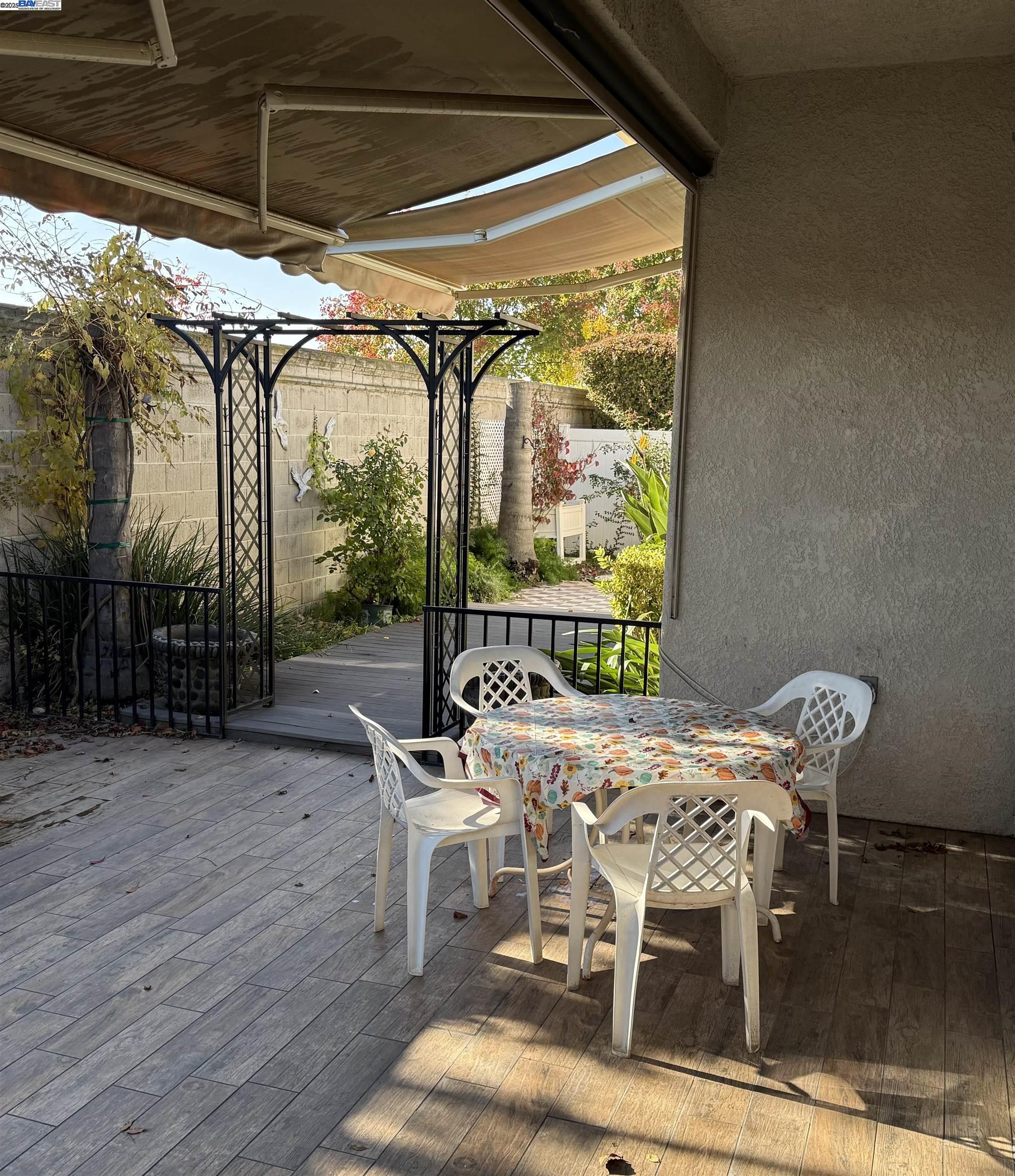 Detail Gallery Image 17 of 20 For 1349 Table Mountain Dr, Oakdale,  CA 95361 - 2 Beds | 2 Baths