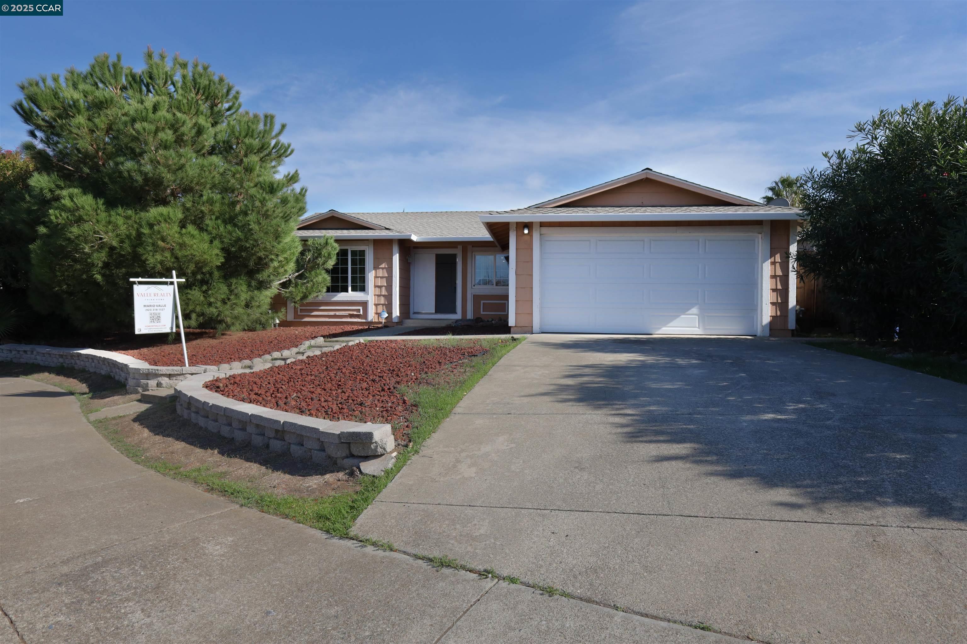 Front Image Thumbnail for CC41118226