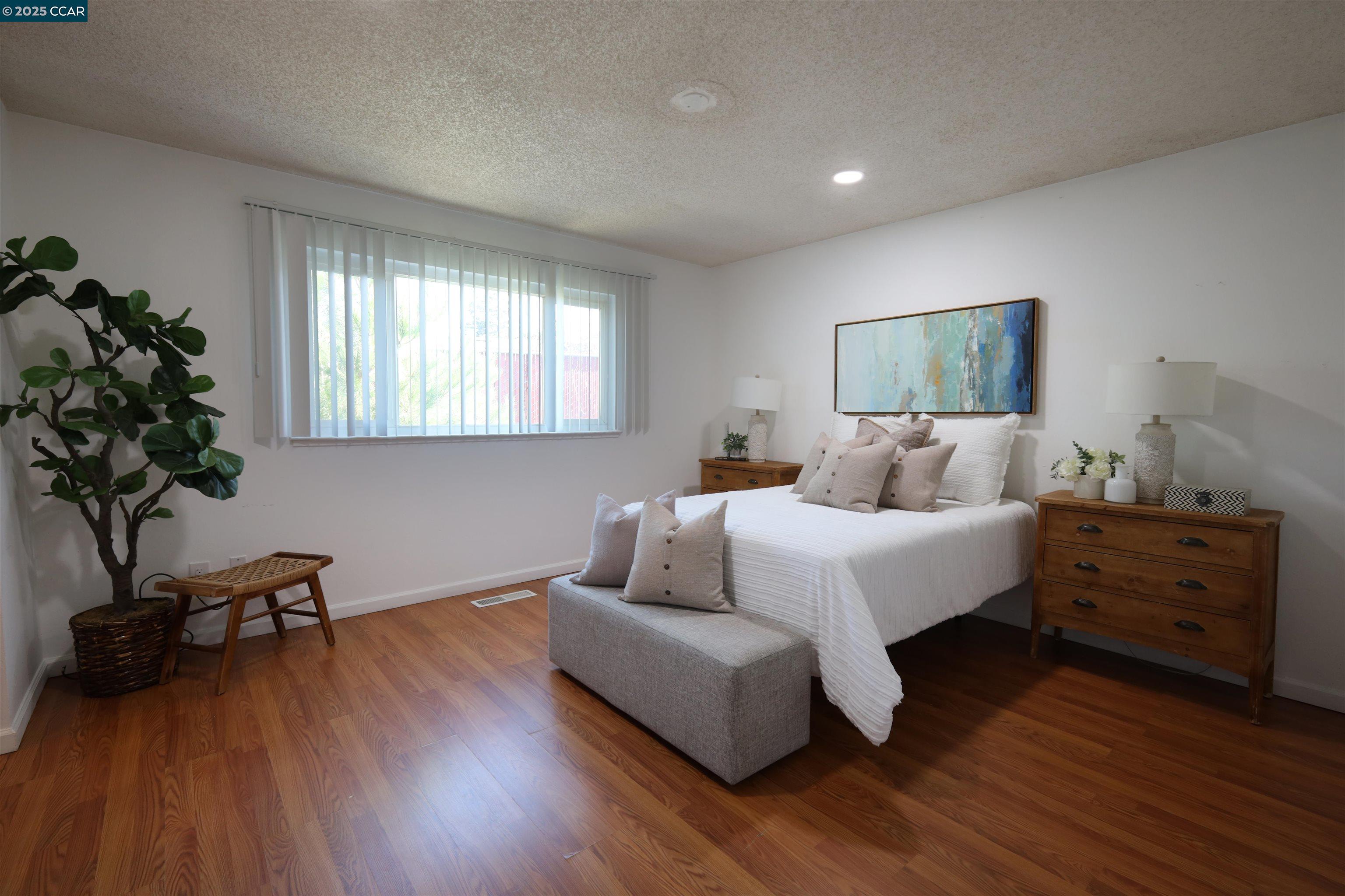 Detail Gallery Image 27 of 52 For 2105 Greenwood Pl, Pittsburg,  CA 94565 - 3 Beds | 2 Baths