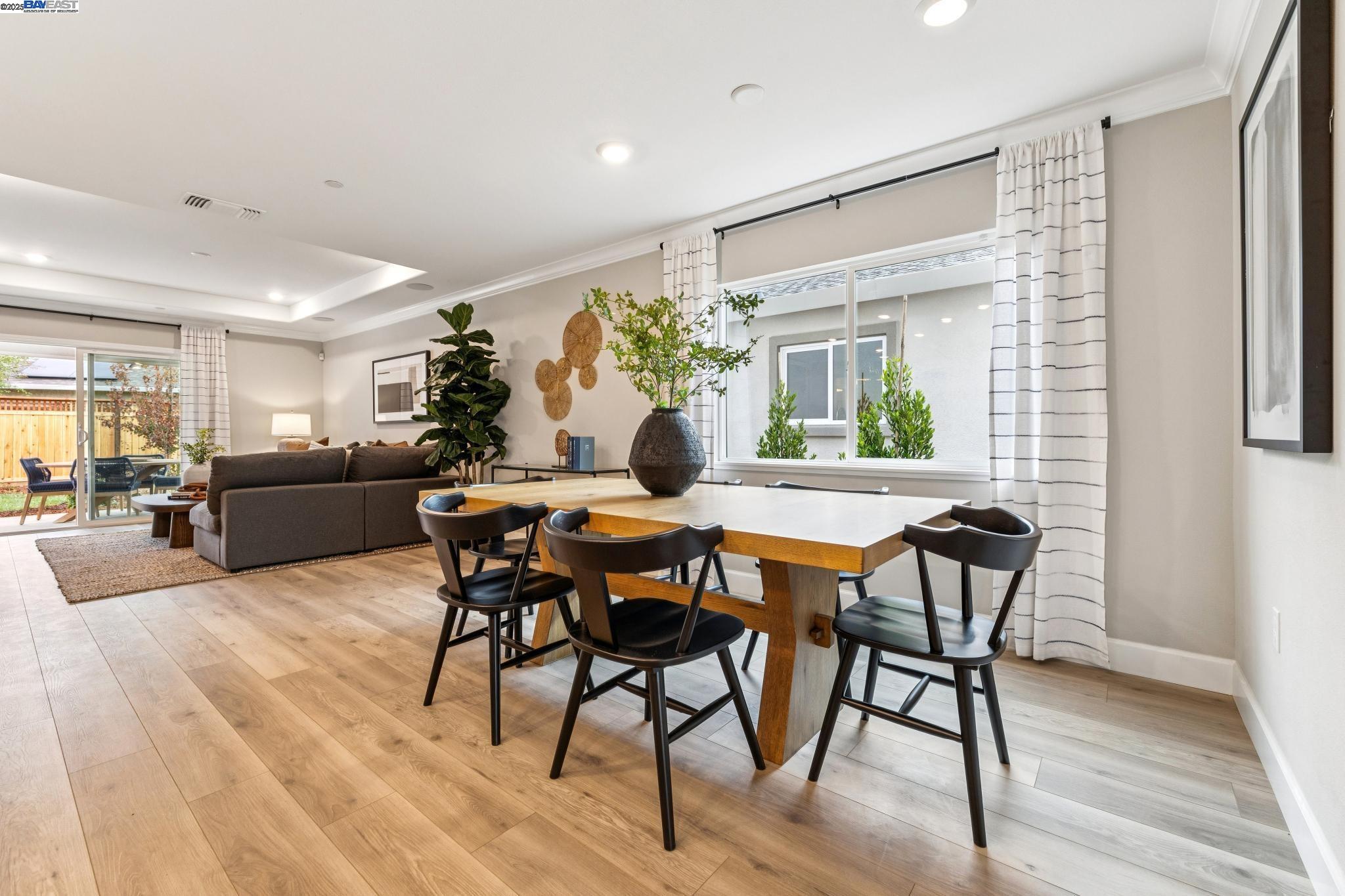 Detail Gallery Image 14 of 45 For 2652 Wesley Way, Chico,  CA 95973 - 3 Beds | 2 Baths