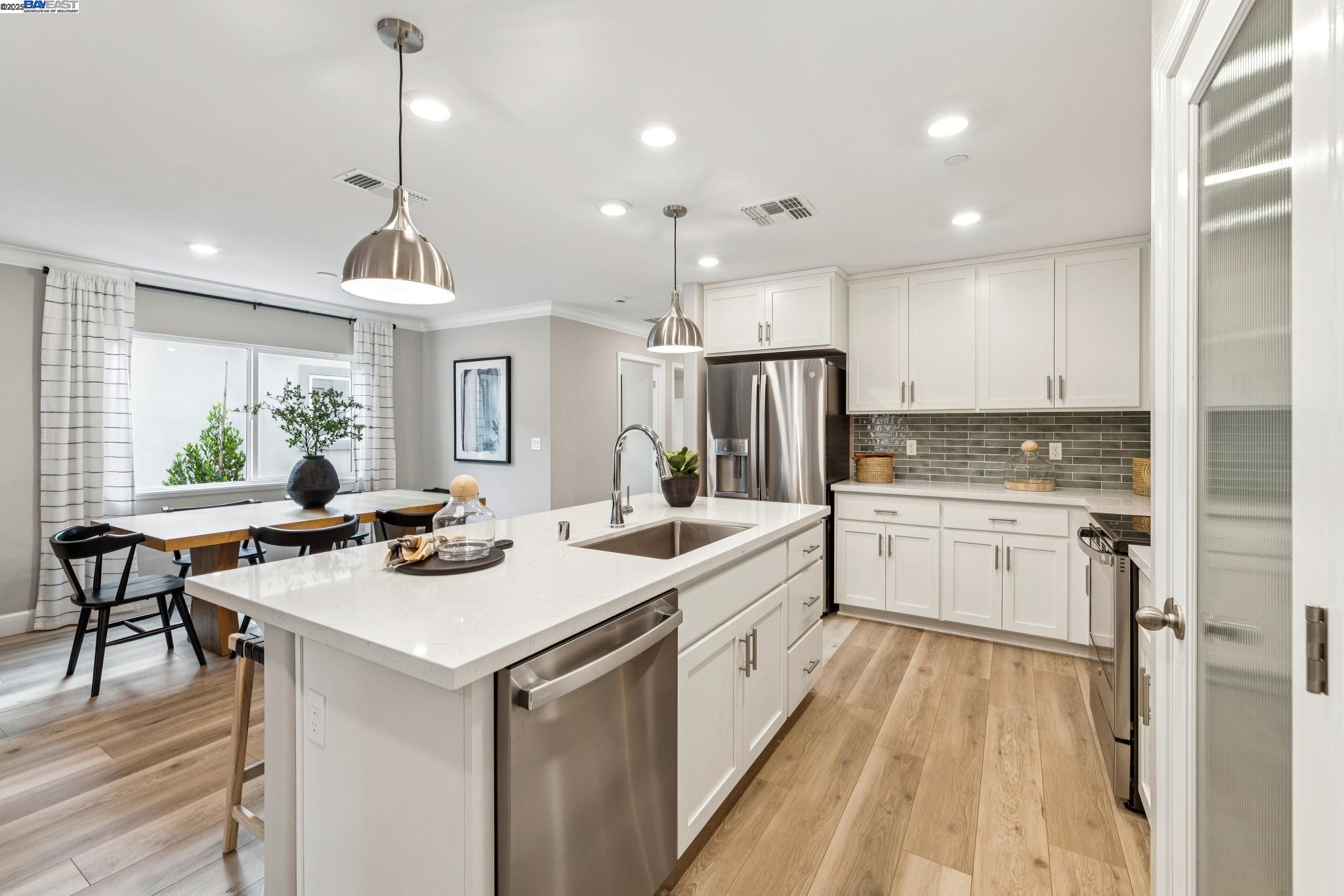 Detail Gallery Image 19 of 45 For 2652 Wesley Way, Chico,  CA 95973 - 3 Beds | 2 Baths