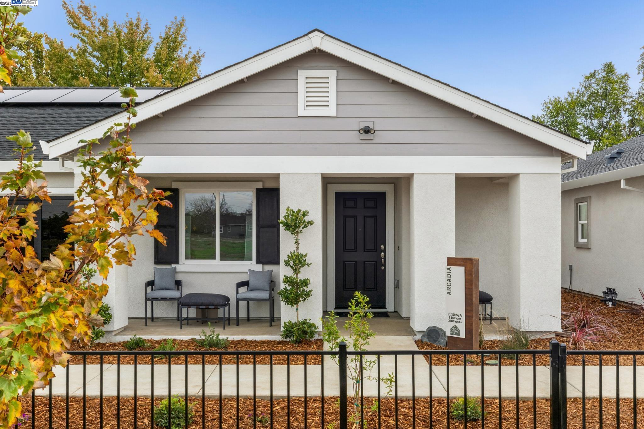 Detail Gallery Image 3 of 45 For 2652 Wesley Way, Chico,  CA 95973 - 3 Beds | 2 Baths