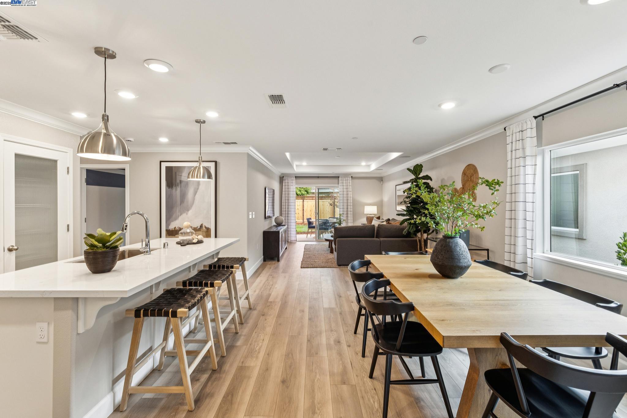 Detail Gallery Image 8 of 45 For 2652 Wesley Way, Chico,  CA 95973 - 3 Beds | 2 Baths