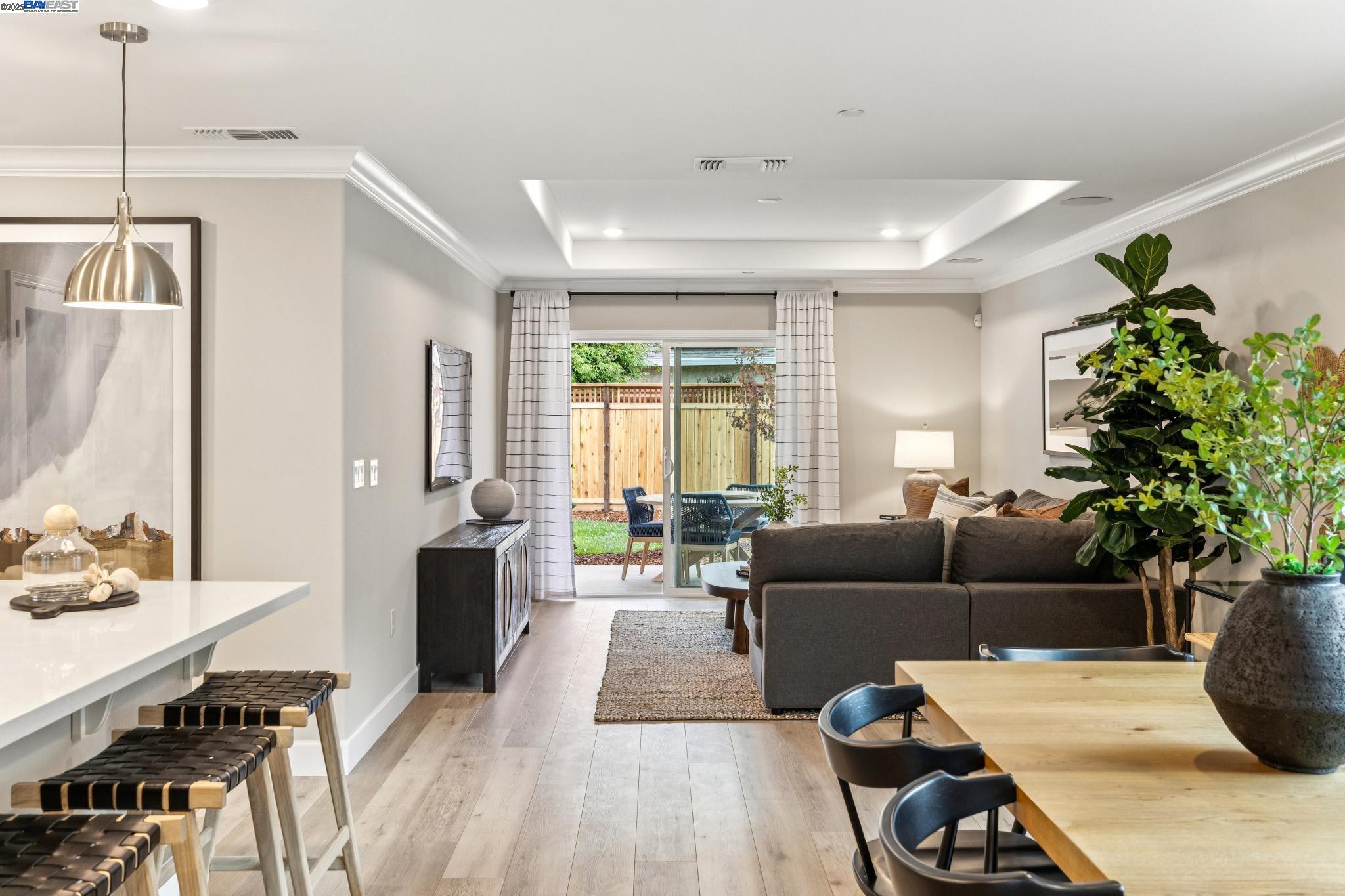 Detail Gallery Image 9 of 45 For 2652 Wesley Way, Chico,  CA 95973 - 3 Beds | 2 Baths