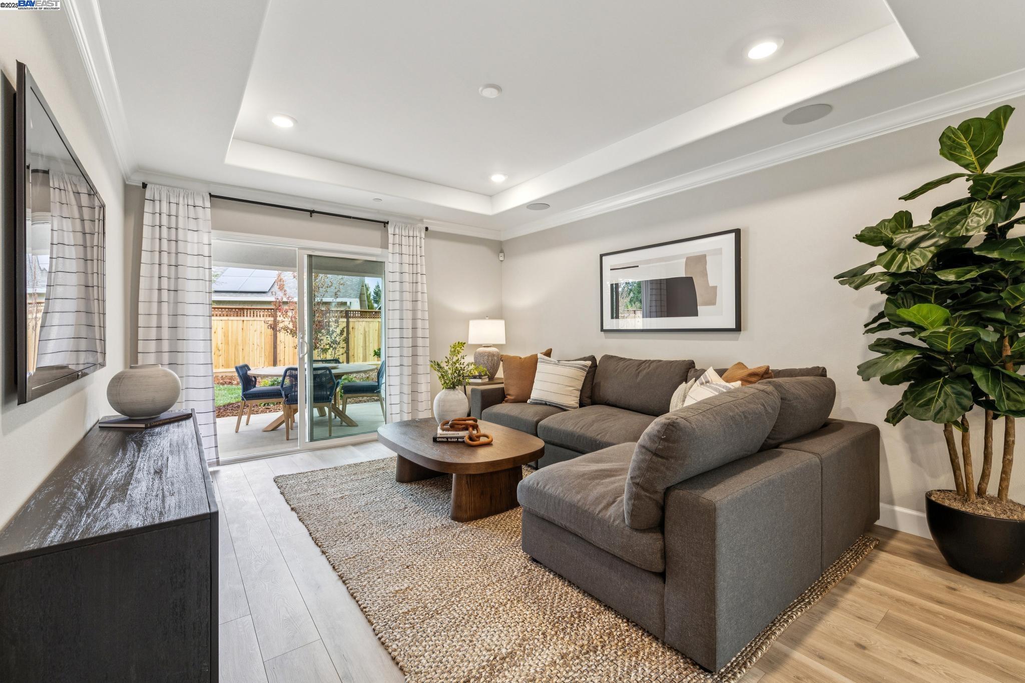 Detail Gallery Image 10 of 45 For 2652 Wesley Way, Chico,  CA 95973 - 3 Beds | 2 Baths