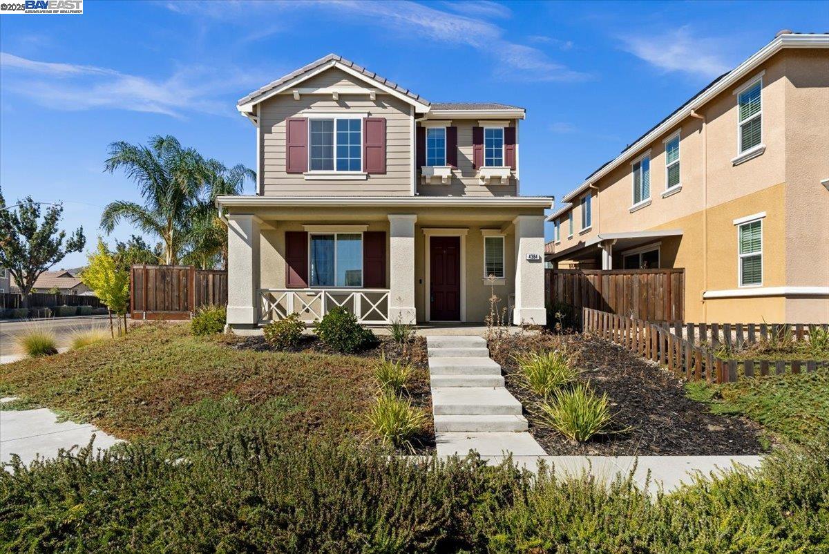 Detail Gallery Image 1 of 45 For 4384 Lennox Ln, Tracy,  CA 95377 - 3 Beds | 2/1 Baths