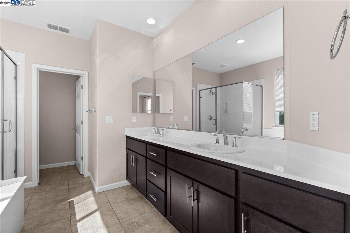 Detail Gallery Image 27 of 45 For 4384 Lennox Ln, Tracy,  CA 95377 - 3 Beds | 2/1 Baths