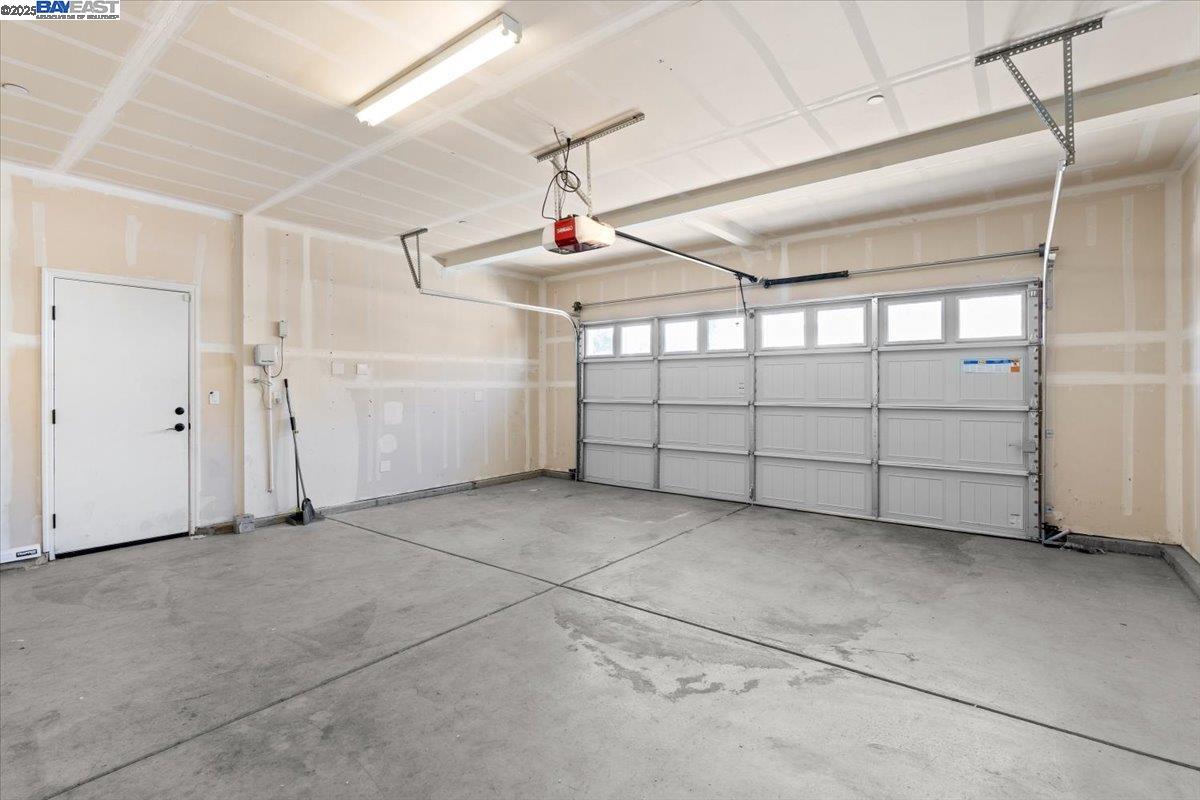 Detail Gallery Image 30 of 45 For 4384 Lennox Ln, Tracy,  CA 95377 - 3 Beds | 2/1 Baths