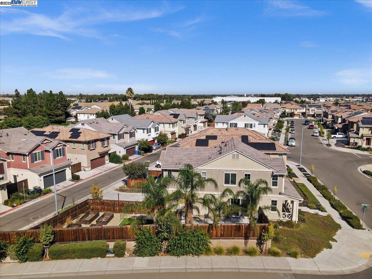 Detail Gallery Image 37 of 45 For 4384 Lennox Ln, Tracy,  CA 95377 - 3 Beds | 2/1 Baths