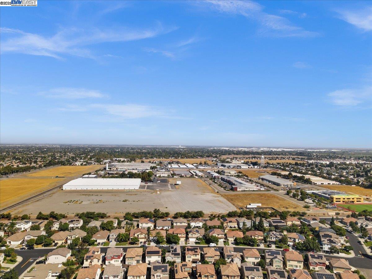Detail Gallery Image 44 of 45 For 4384 Lennox Ln, Tracy,  CA 95377 - 3 Beds | 2/1 Baths