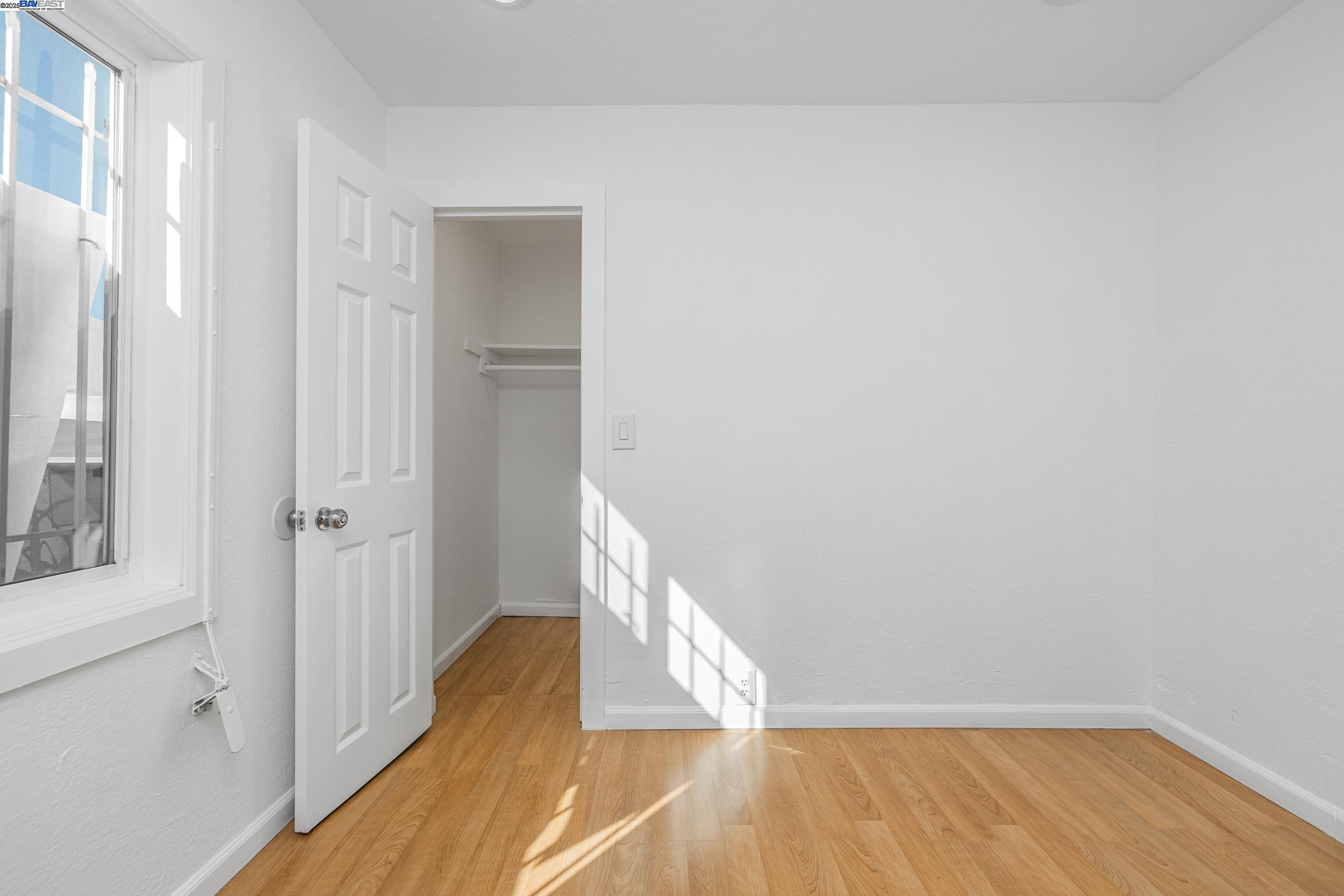 Detail Gallery Image 17 of 32 For 1127 60th Ave, Oakland,  CA 94621 - 4 Beds | 2 Baths