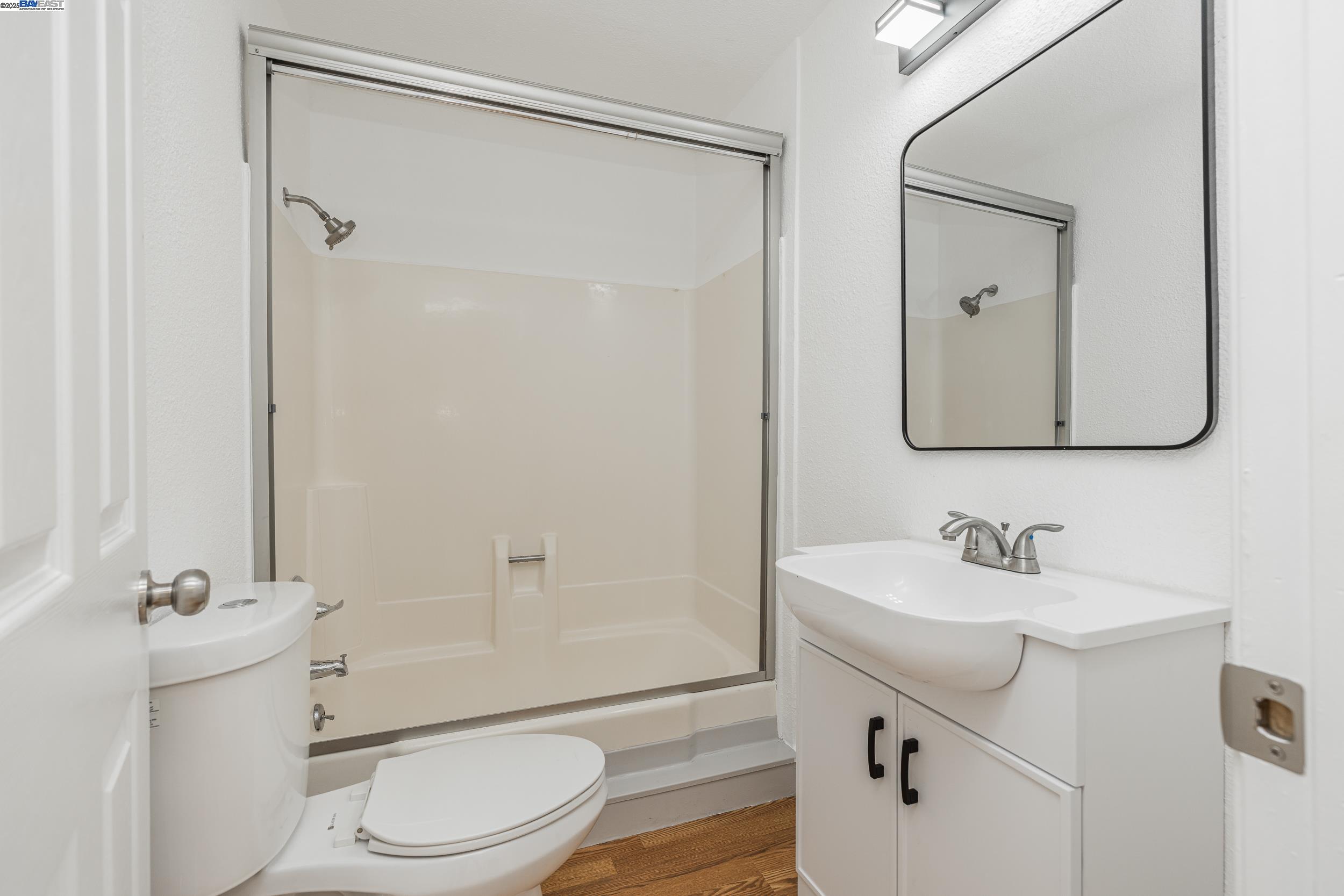 Detail Gallery Image 24 of 32 For 1127 60th Ave, Oakland,  CA 94621 - 4 Beds | 2 Baths