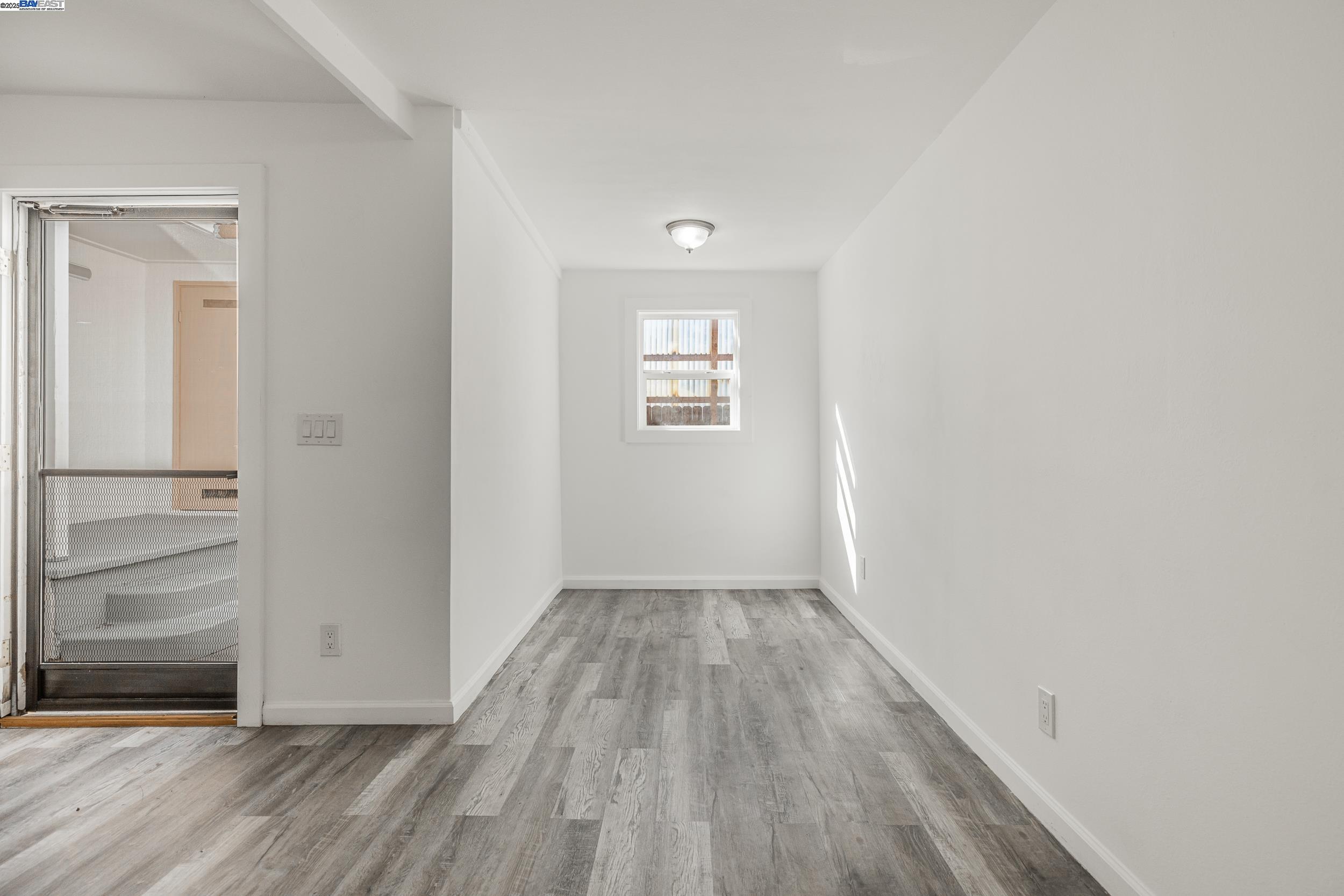 Detail Gallery Image 32 of 32 For 1127 60th Ave, Oakland,  CA 94621 - 4 Beds | 2 Baths