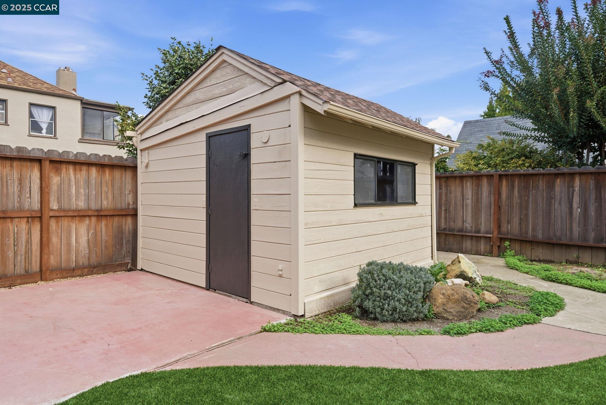 Detail Gallery Image 50 of 58 For 576 Begier Ave, San Leandro,  CA 94577 - 3 Beds | 1/1 Baths