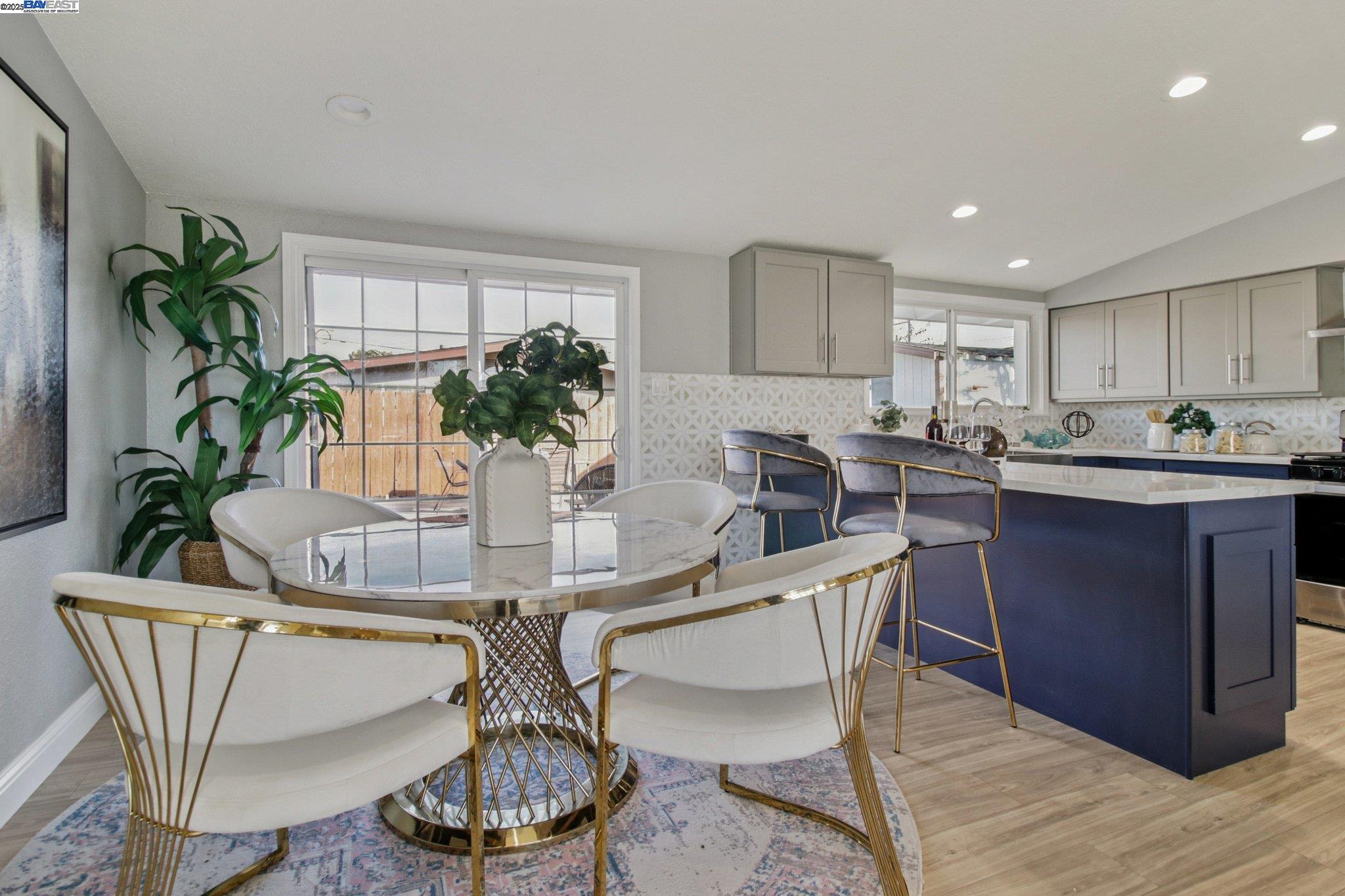 Detail Gallery Image 16 of 46 For 27480 Calaroga Ave, Hayward,  CA 94545 - 3 Beds | 2 Baths