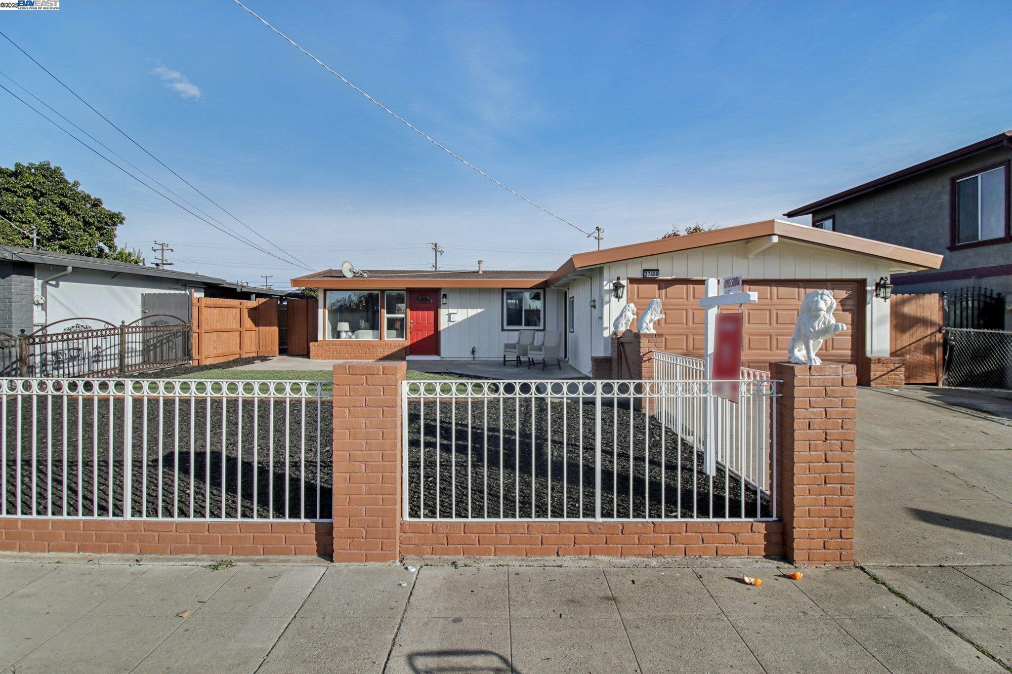 Detail Gallery Image 5 of 46 For 27480 Calaroga Ave, Hayward,  CA 94545 - 3 Beds | 2 Baths