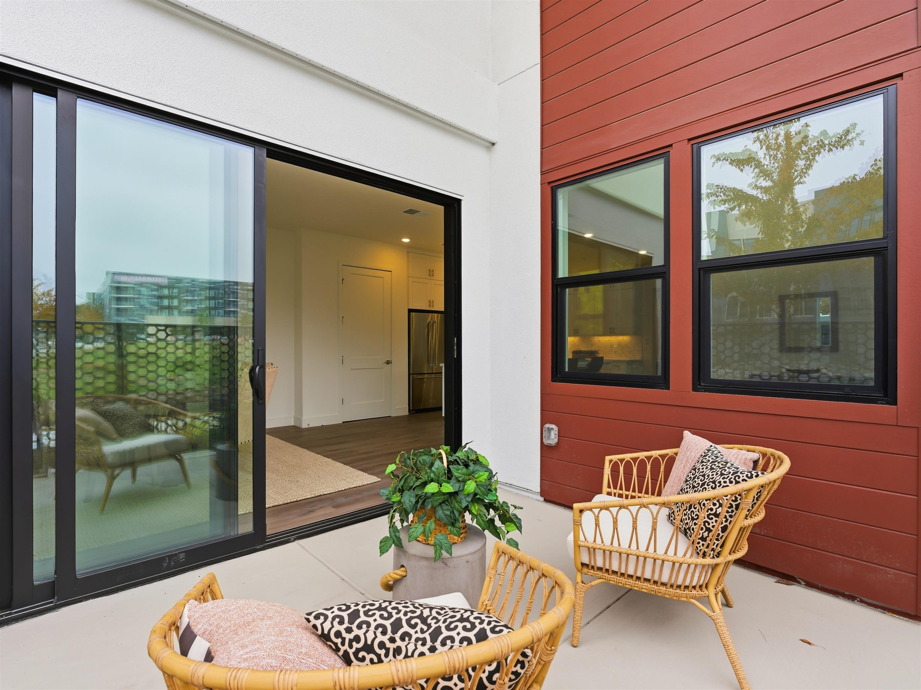 Detail Gallery Image 9 of 39 For 44862 S Grimmer Blvd #105,  Fremont,  CA 94538 - 3 Beds | 2/2 Baths