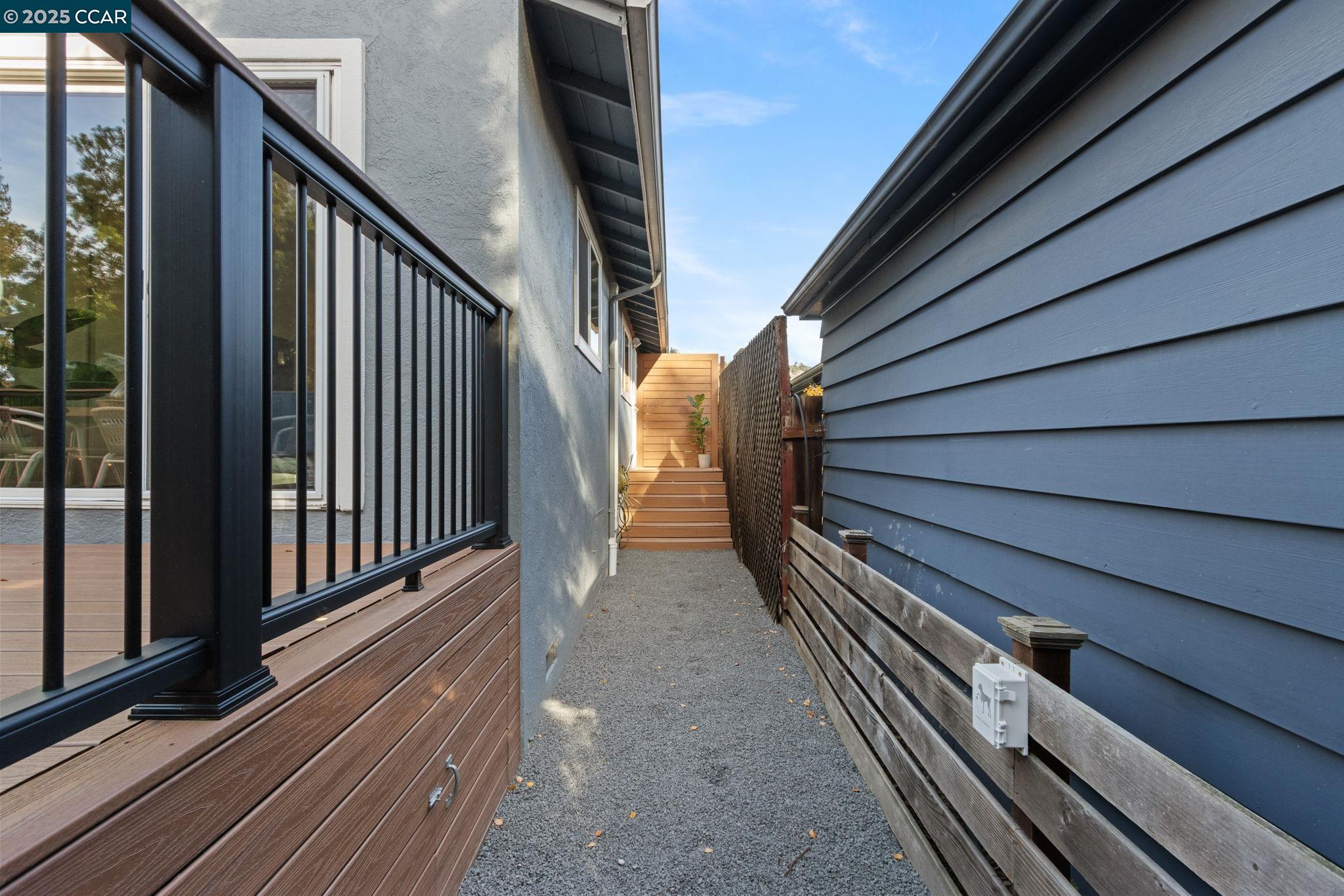 Detail Gallery Image 35 of 41 For 4239 Gregory St, Oakland,  CA 94619 - 3 Beds | 2 Baths