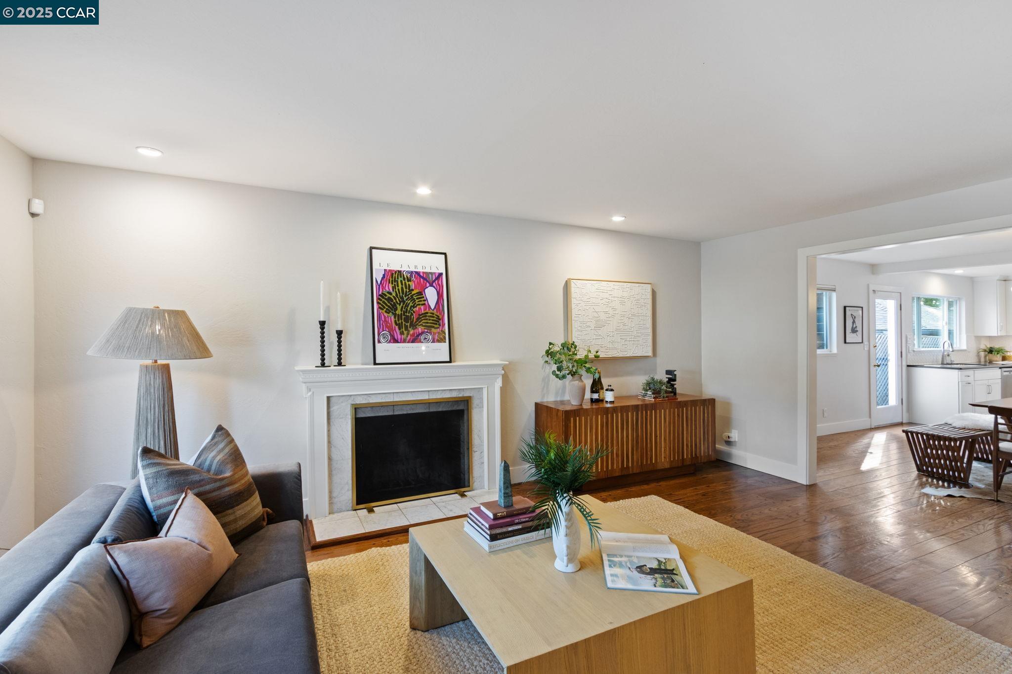 Detail Gallery Image 7 of 43 For 4239 Gregory St, Oakland,  CA 94619 - 3 Beds | 2 Baths