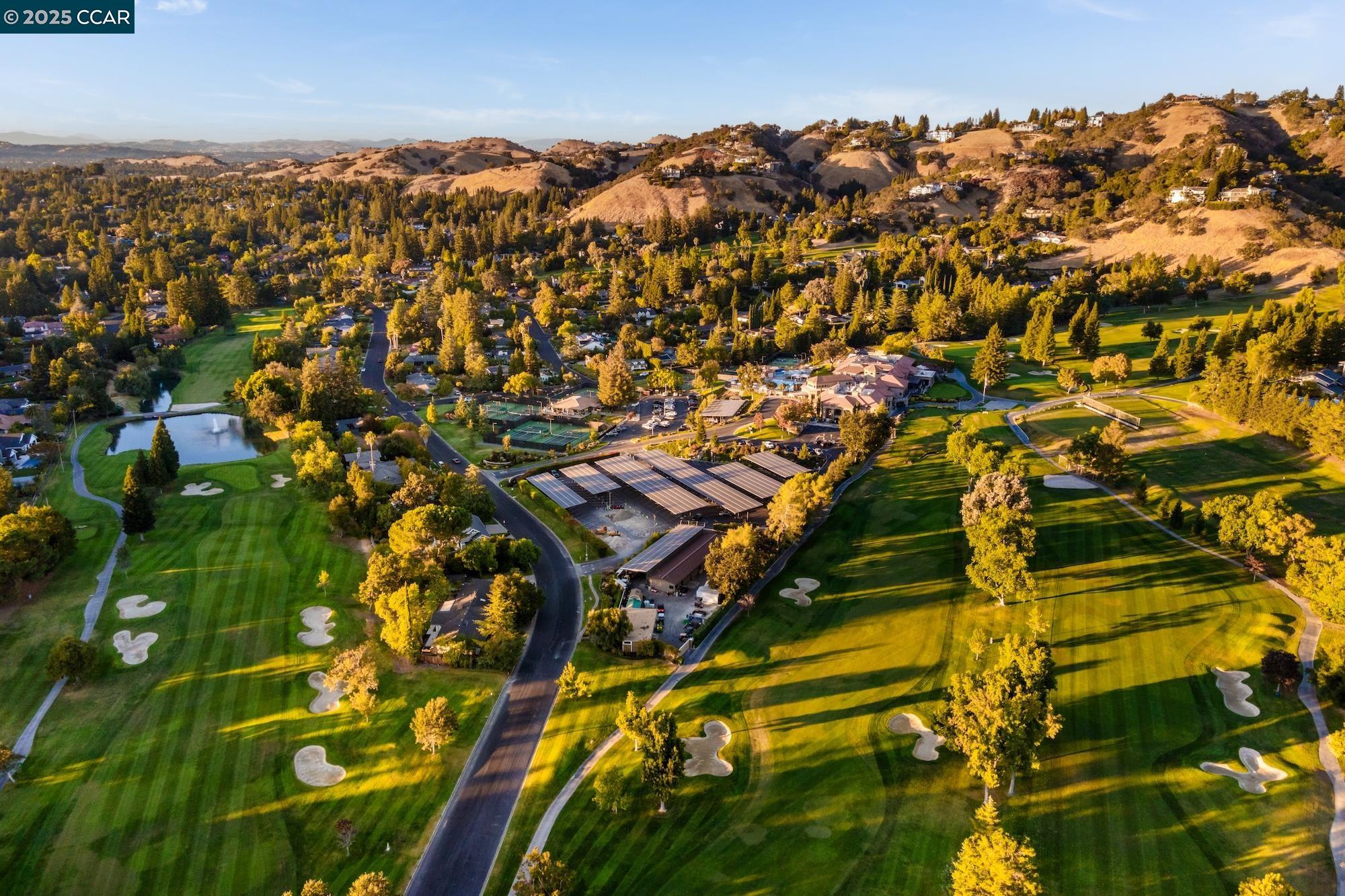 Detail Gallery Image 19 of 20 For 80 Dot Drive, Alamo,  CA 94507 - 5 Beds | 4/1 Baths