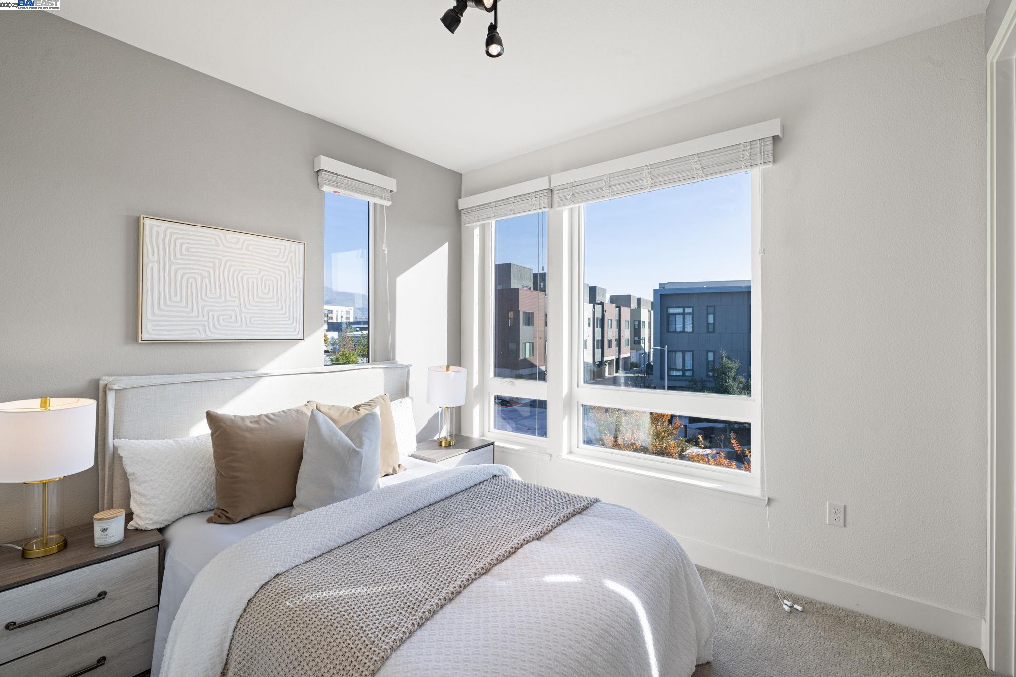 Detail Gallery Image 9 of 28 For 3838 Development Ter #1001,  Fremont,  CA 94538 - 2 Beds | 2/1 Baths