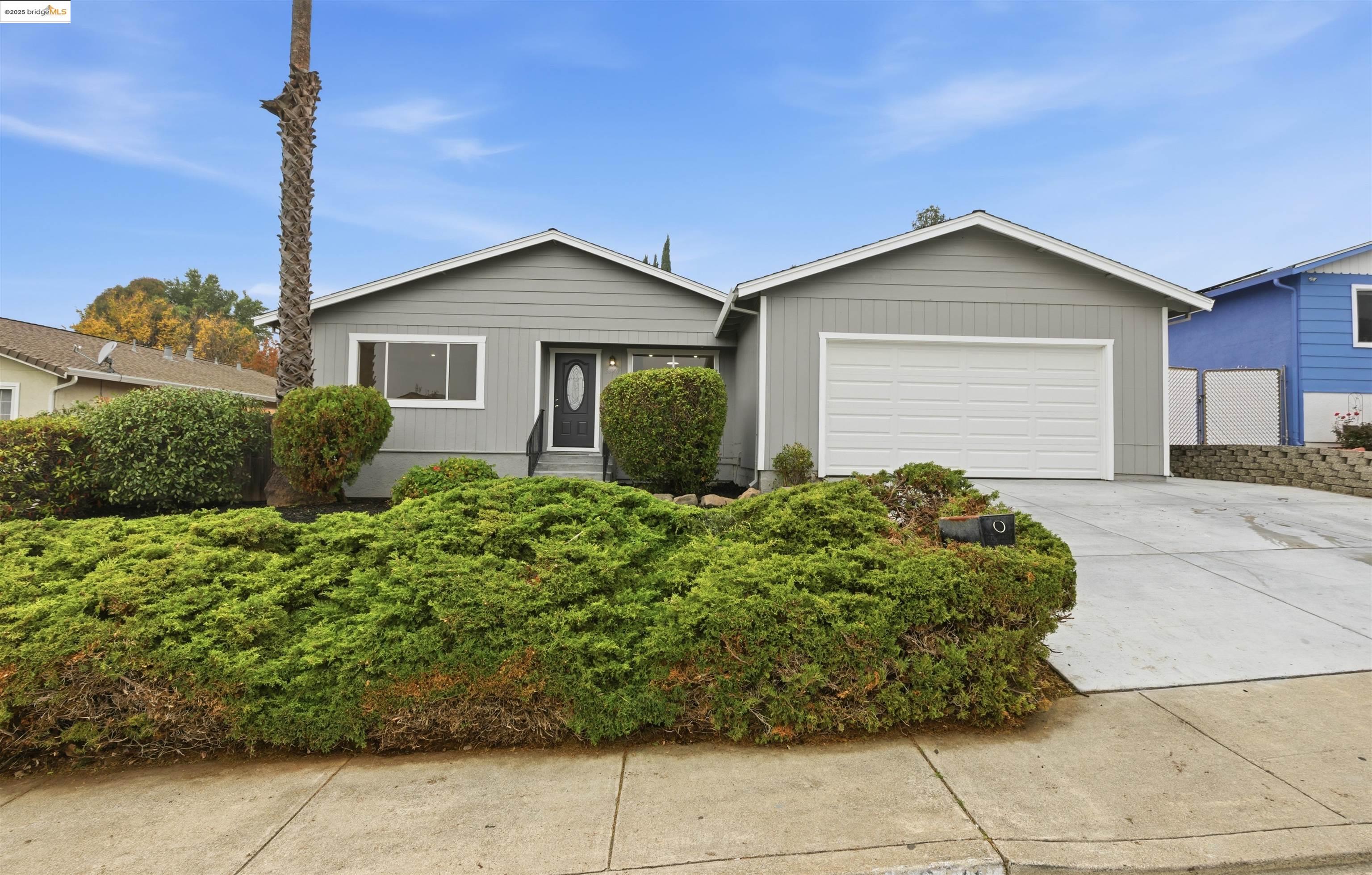 Front Image Thumbnail for EB41118248