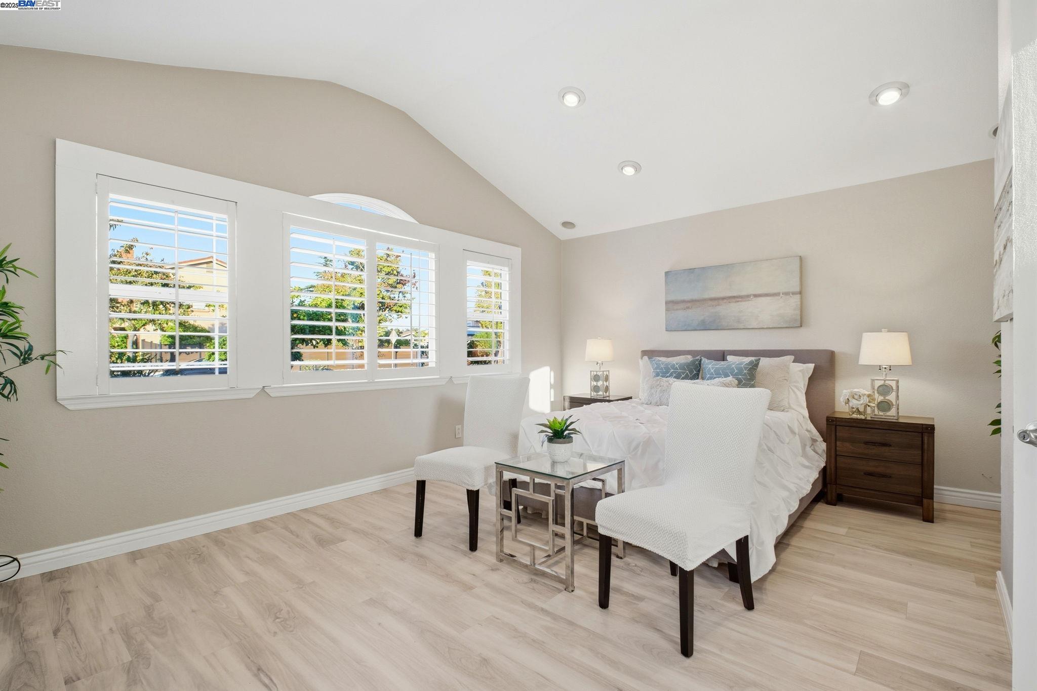 Detail Gallery Image 21 of 41 For 36357 Spruce St., Newark,  CA 94560 - 5 Beds | 3/1 Baths