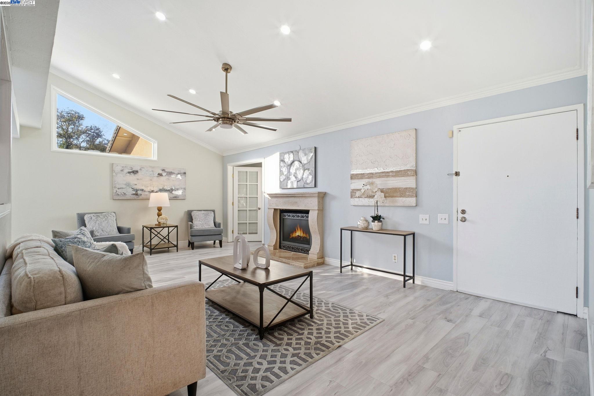 Detail Gallery Image 7 of 41 For 36357 Spruce St., Newark,  CA 94560 - 5 Beds | 3/1 Baths